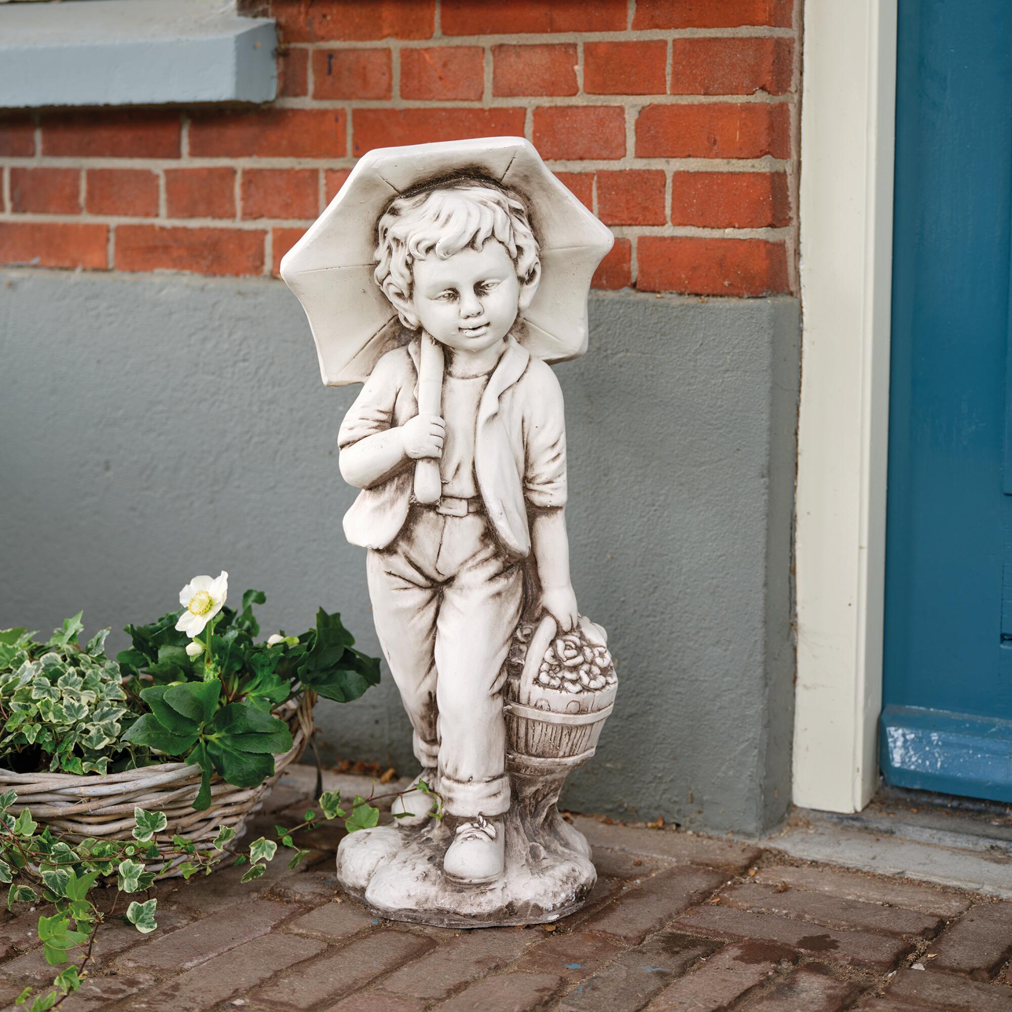 Statueta decorativa gradina, model baiat, cu umbrela, H 67.5 cm