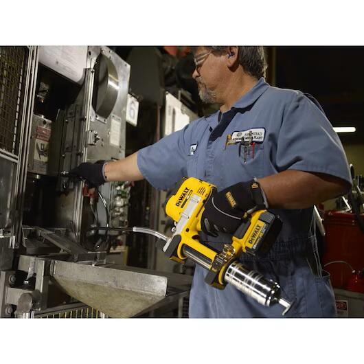Pompe à Graisse DEWALT XR 18V, Batterie 4AH+Chargeur 400g, DCGG571M1-QW - 6