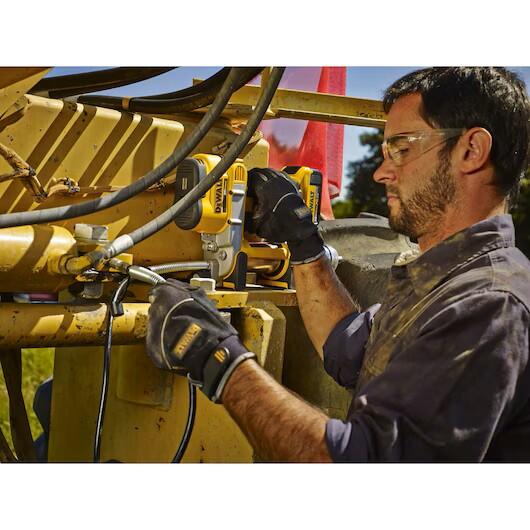 Pompe à Graisse DEWALT XR 18V, Batterie 4AH+Chargeur 400g, DCGG571M1-QW - 7