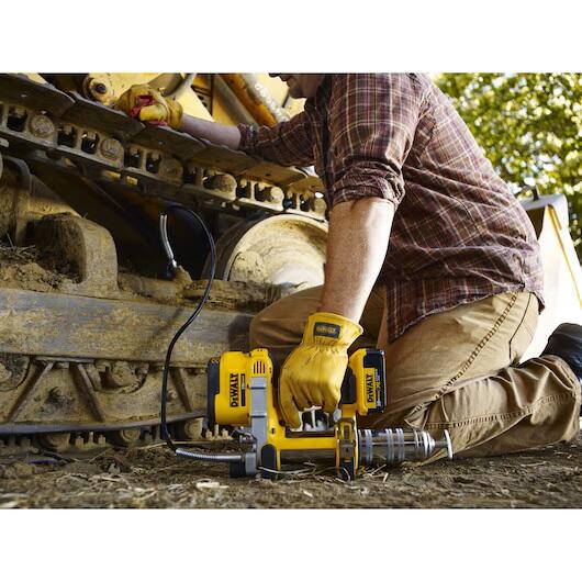 Pompe à Graisse DEWALT XR 18V, Batterie 4AH+Chargeur 400g, DCGG571M1-QW - 8