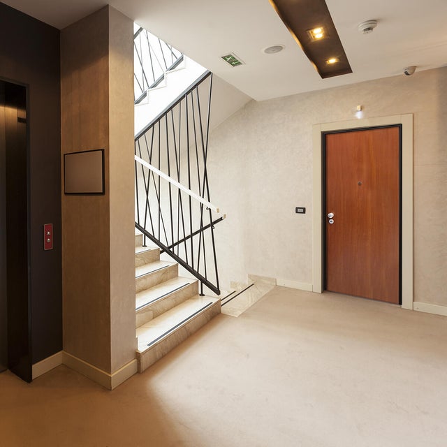 Porta blindata MASTER FAST L 90 x H 210 cm noce apertura spingere a sinistra, falso telaio non incluso