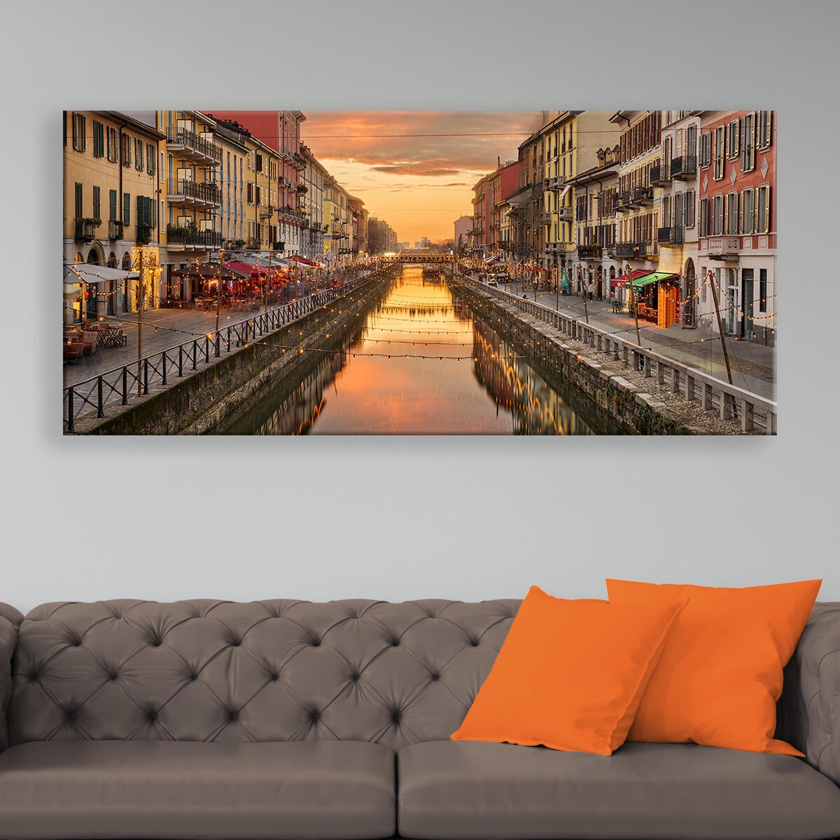 Milano naviglio twilight