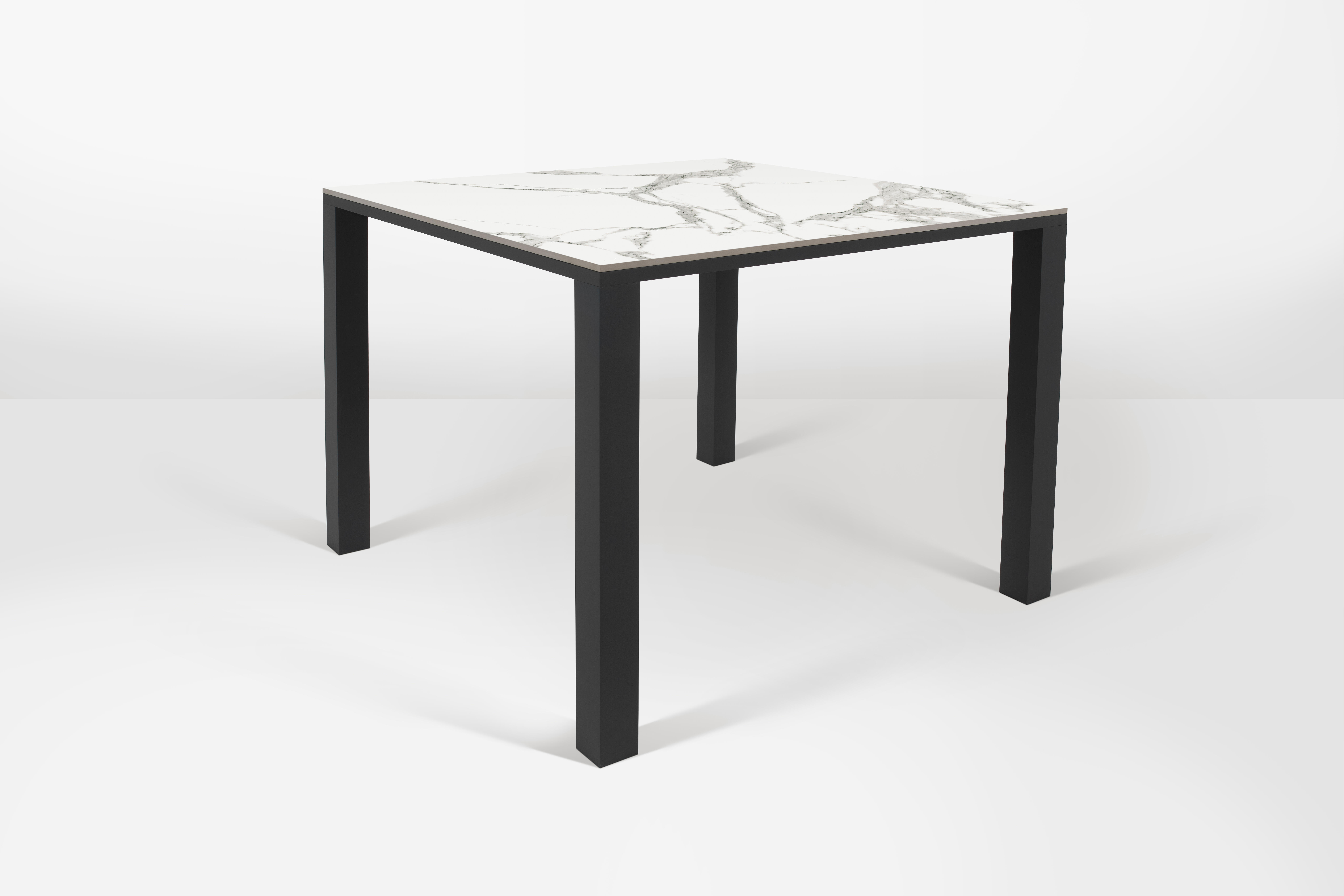 mesa auxiliar de jardin de aluminio y ceramica mika antracita de 90x72x90 cm