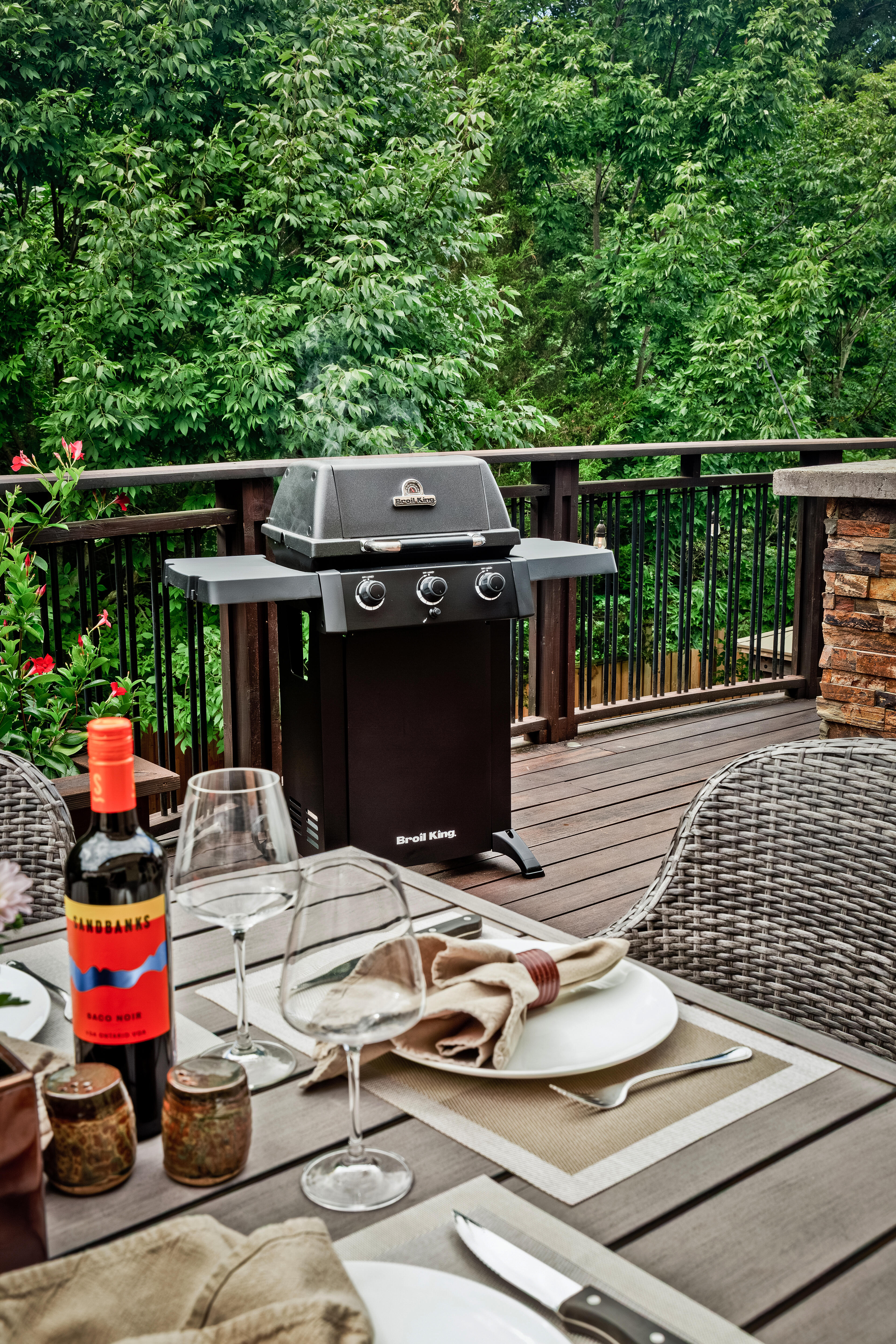 Barbecue a gás com 3 queimadores Broil King Gem 310 - 13