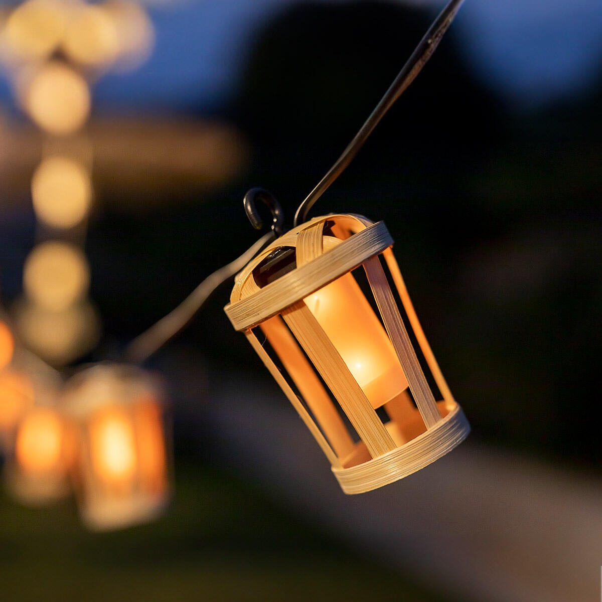 Guirnalda exterior Hiama 10 luces 2000K - 2