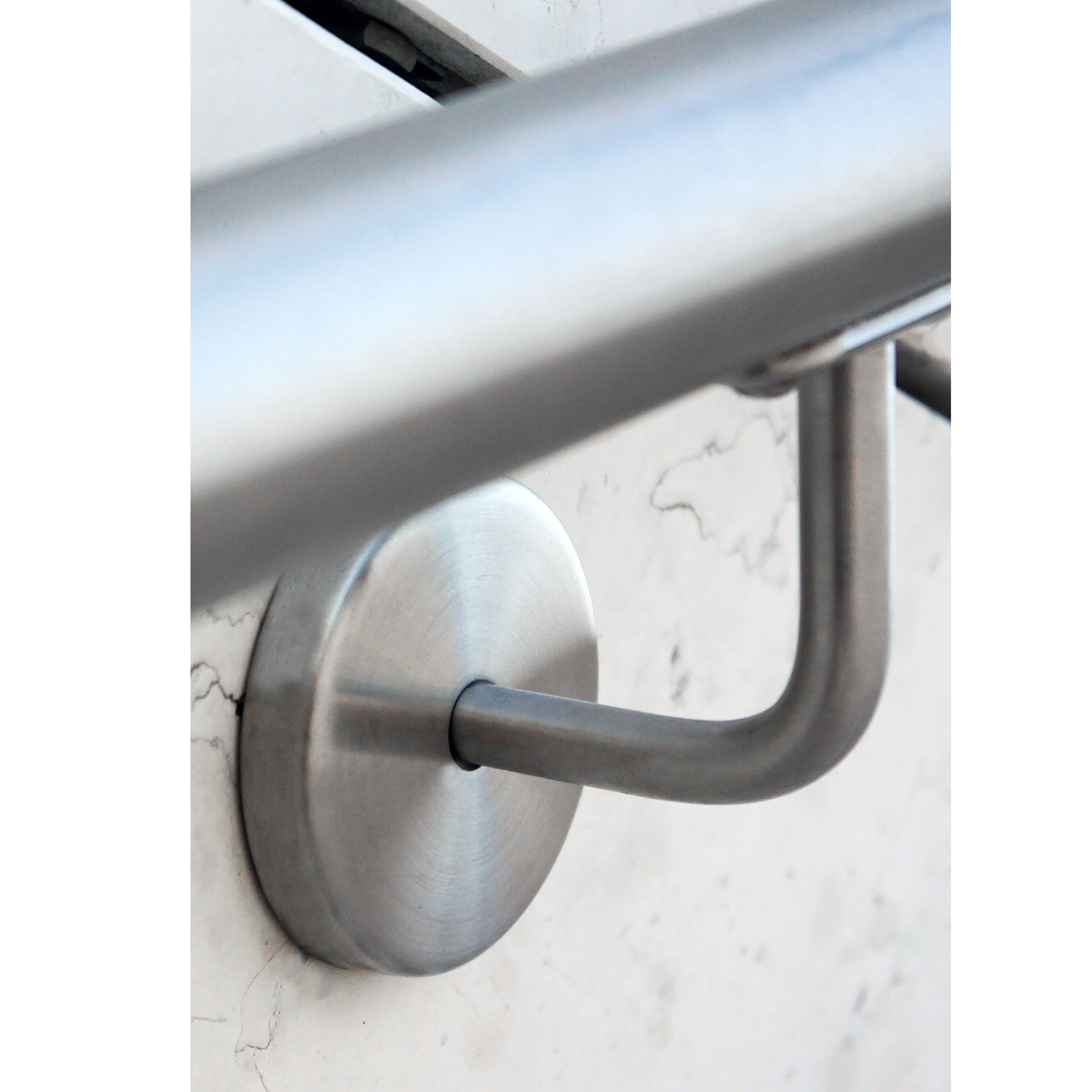 SUJECION  FIJA PASAMANOS A PARED ACERO INOXIDABLE CON PLACA - 2