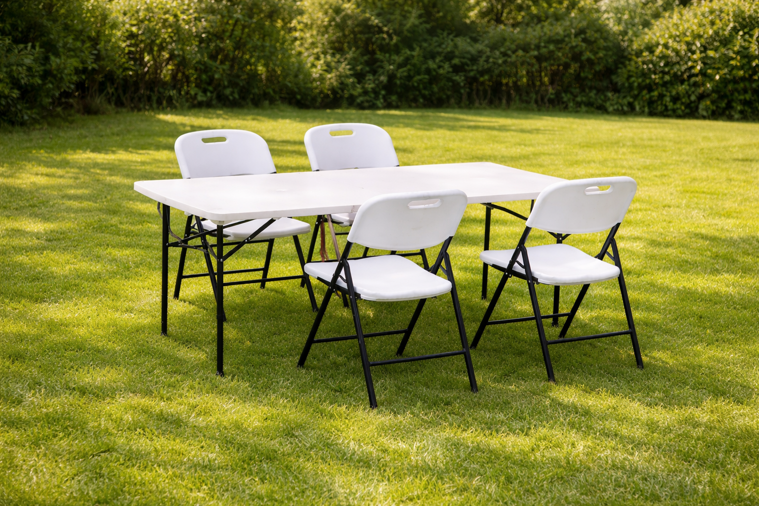 Conjunto de exterior catering de 4 plazas en color blanco