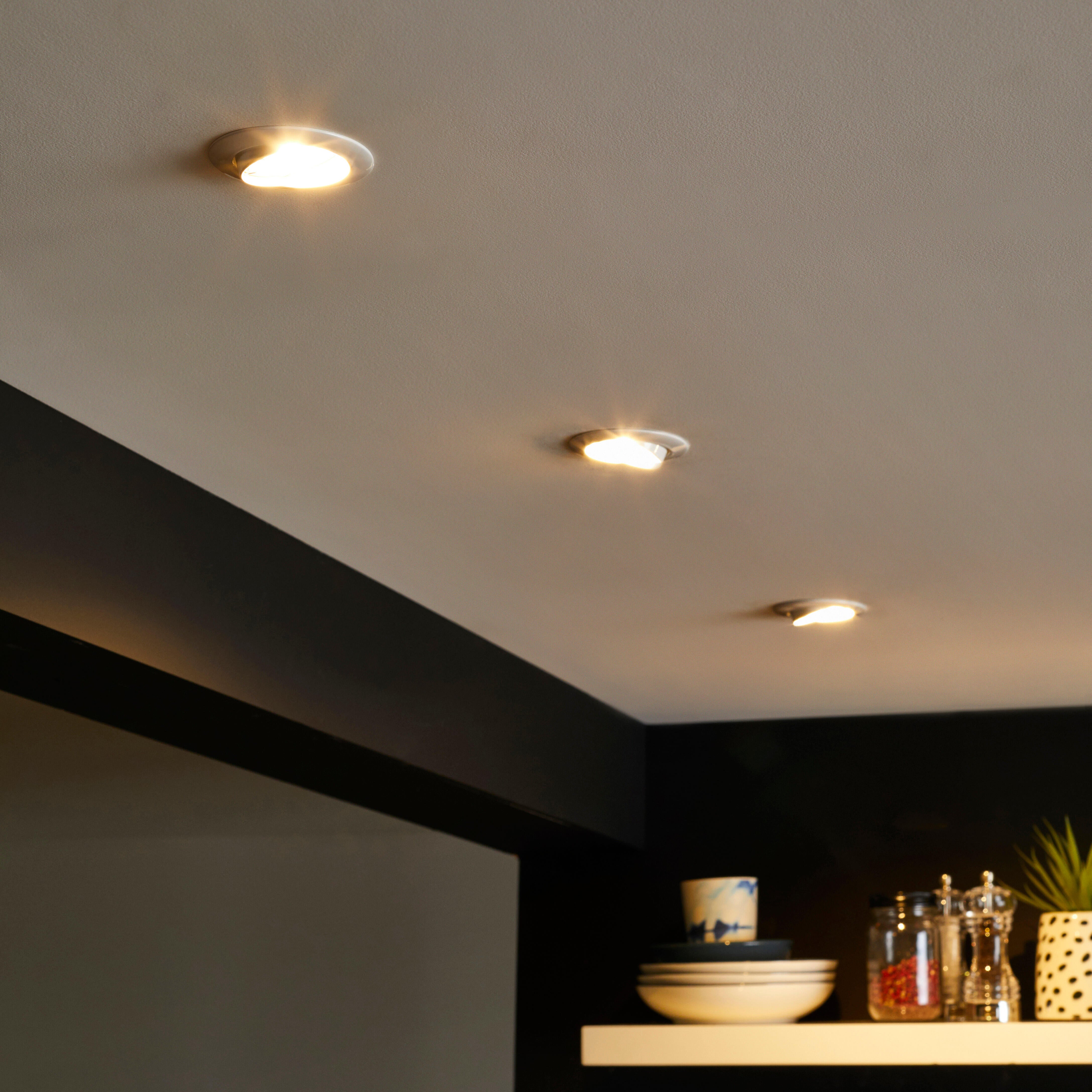 Pack de 10 downlight LED empotrable orientable INSPIRE CLANE blanco redondo ø8.2 cm 450 lm 4.8 W luz blanco cálido 2700K IP23 - Foco LED empotrado para techos - 7