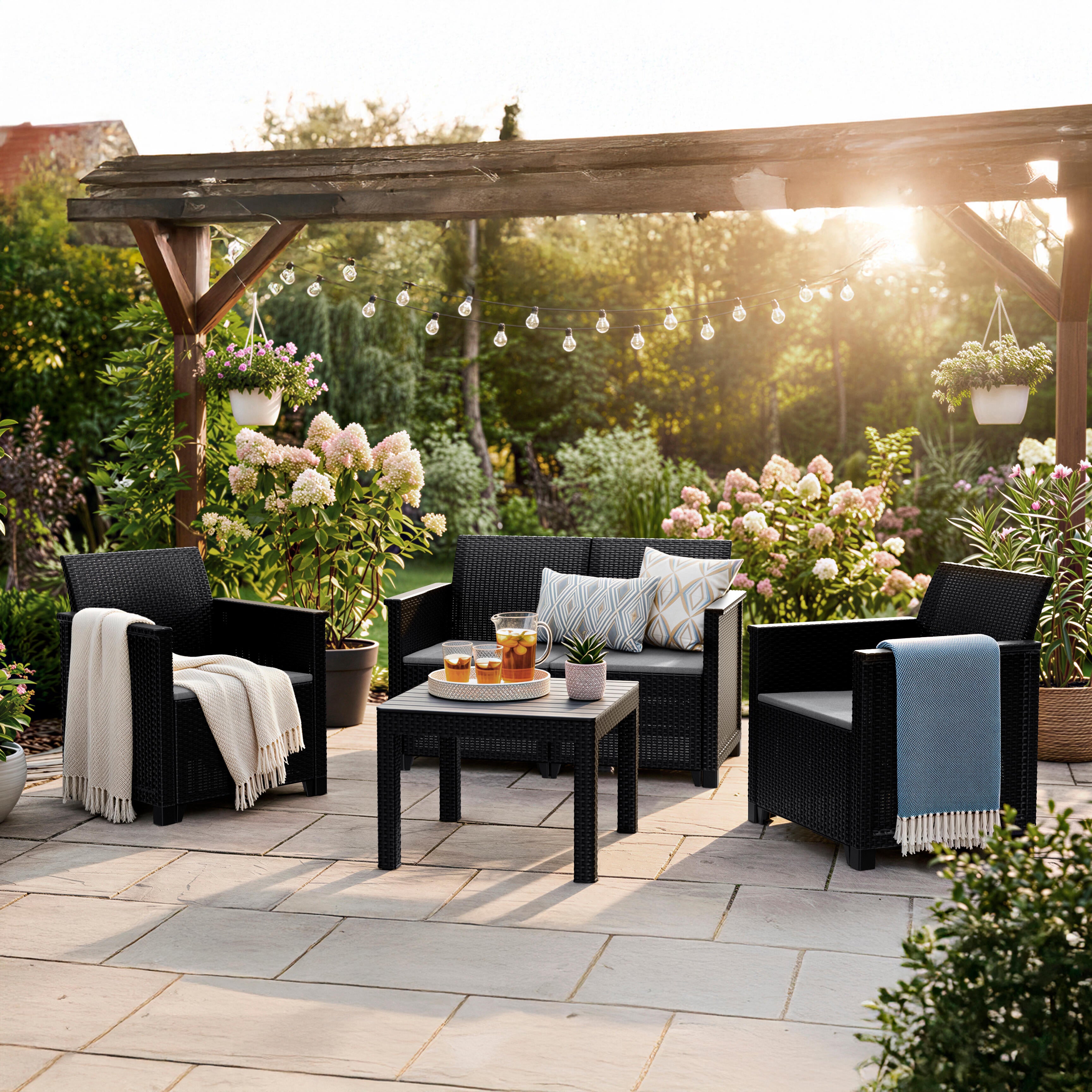 Salon bas de jardin Emma en polypropylène noir, 4 personnes - 2