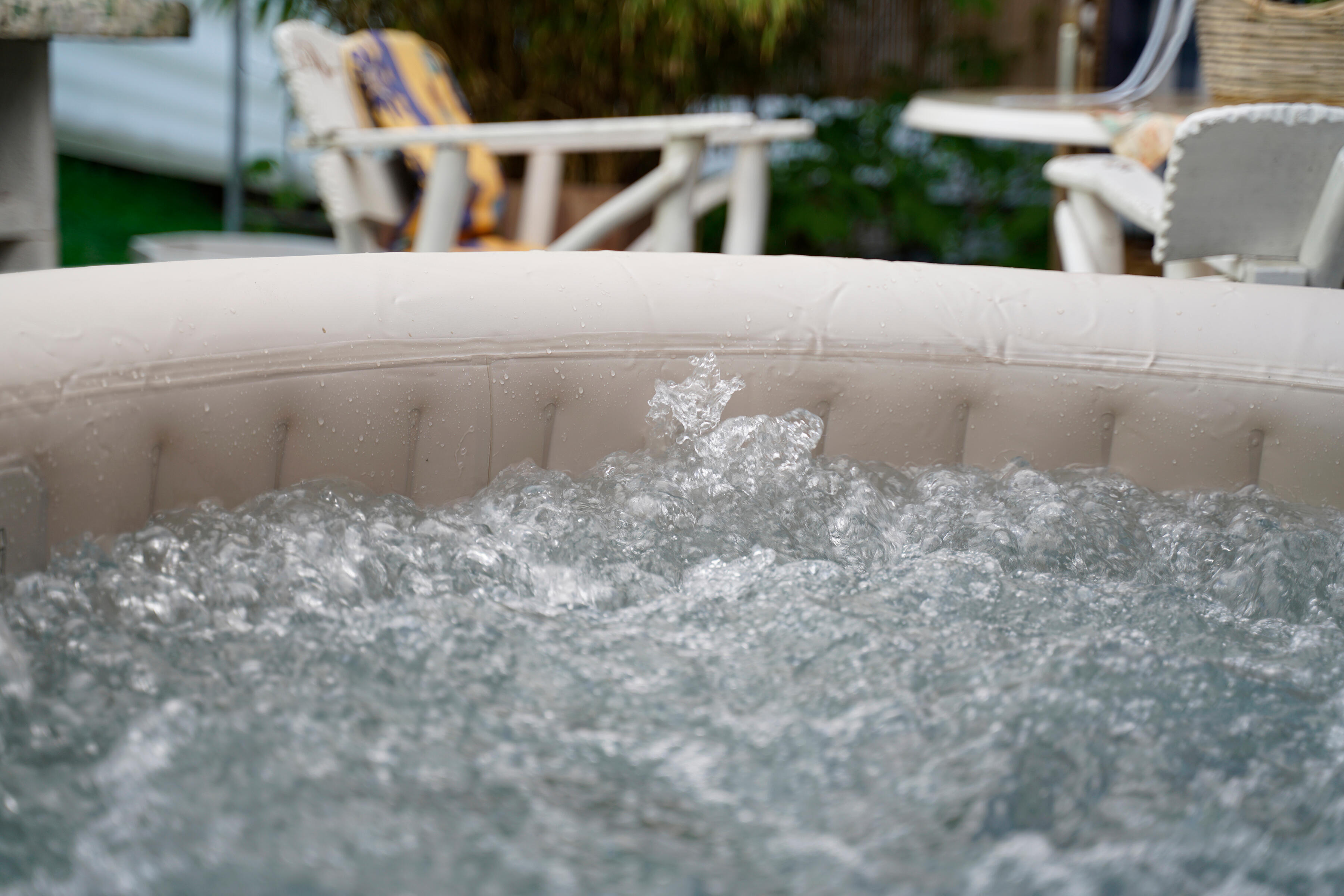 Dmuchane jacuzzi ogrodowe