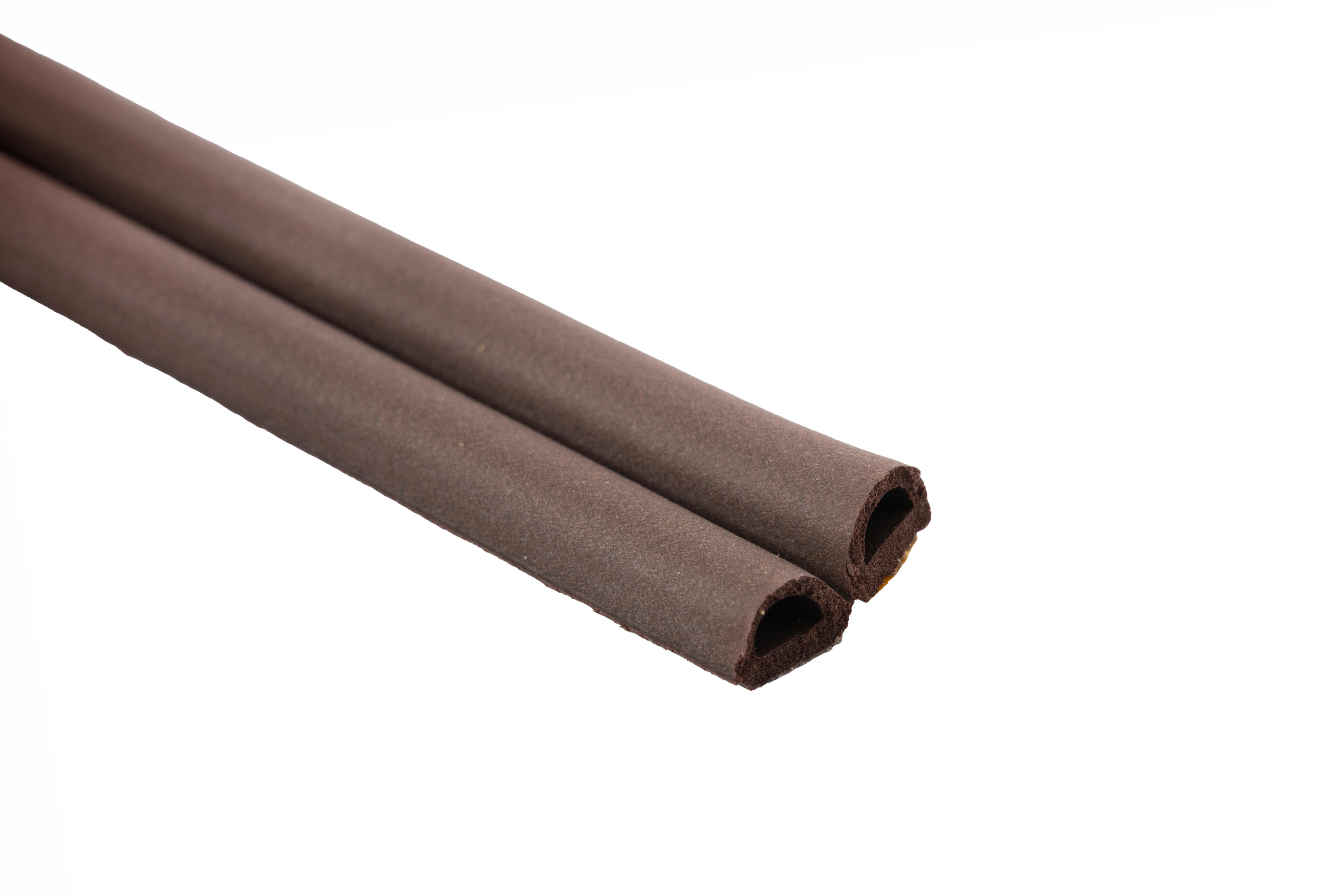 Fita de calafetagem AXTON BORRACHA 2-6MMX6M CASTANHO - 12