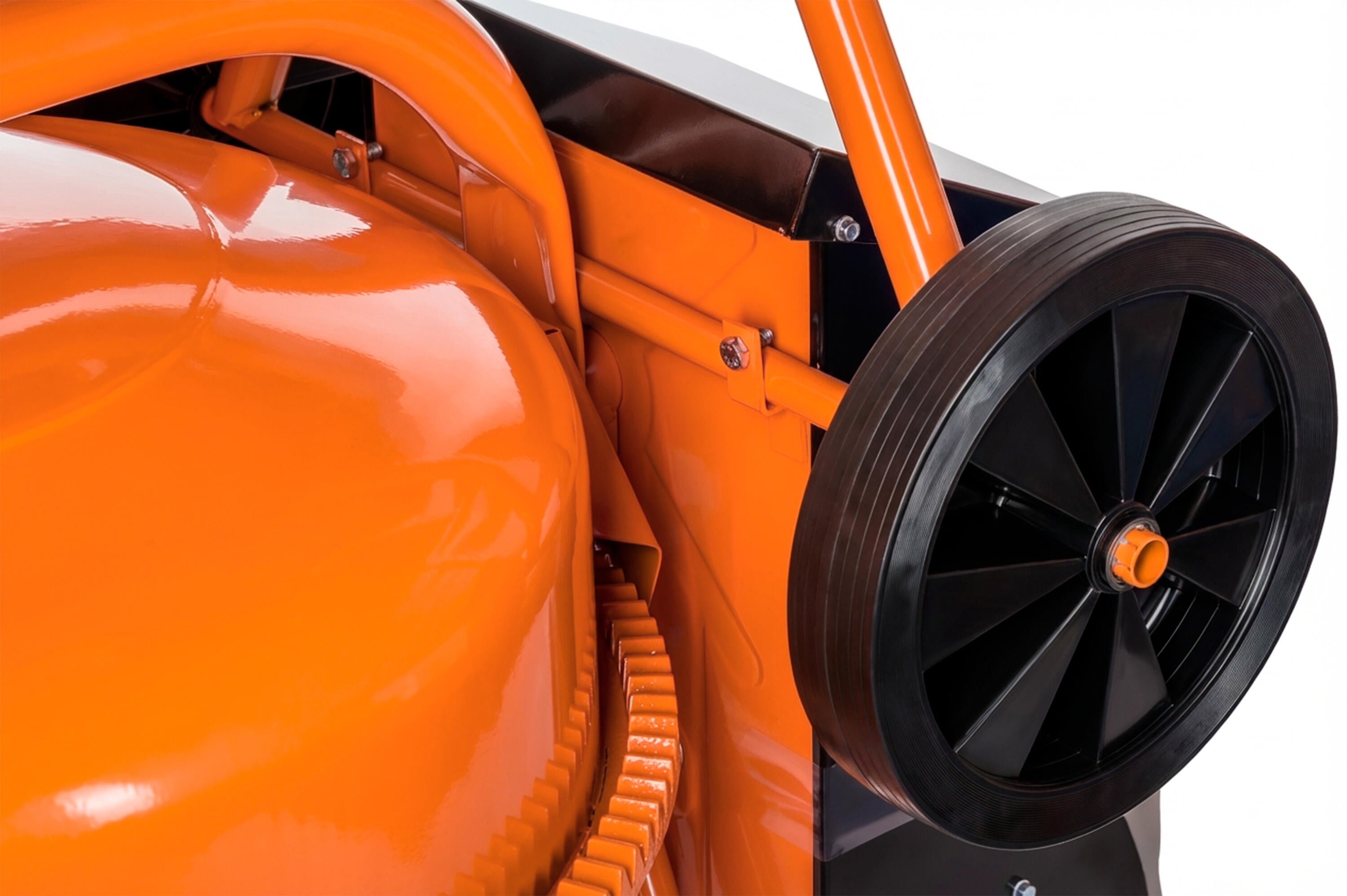 HORMIGONERA ELÉCTRICA 170 700W - 7