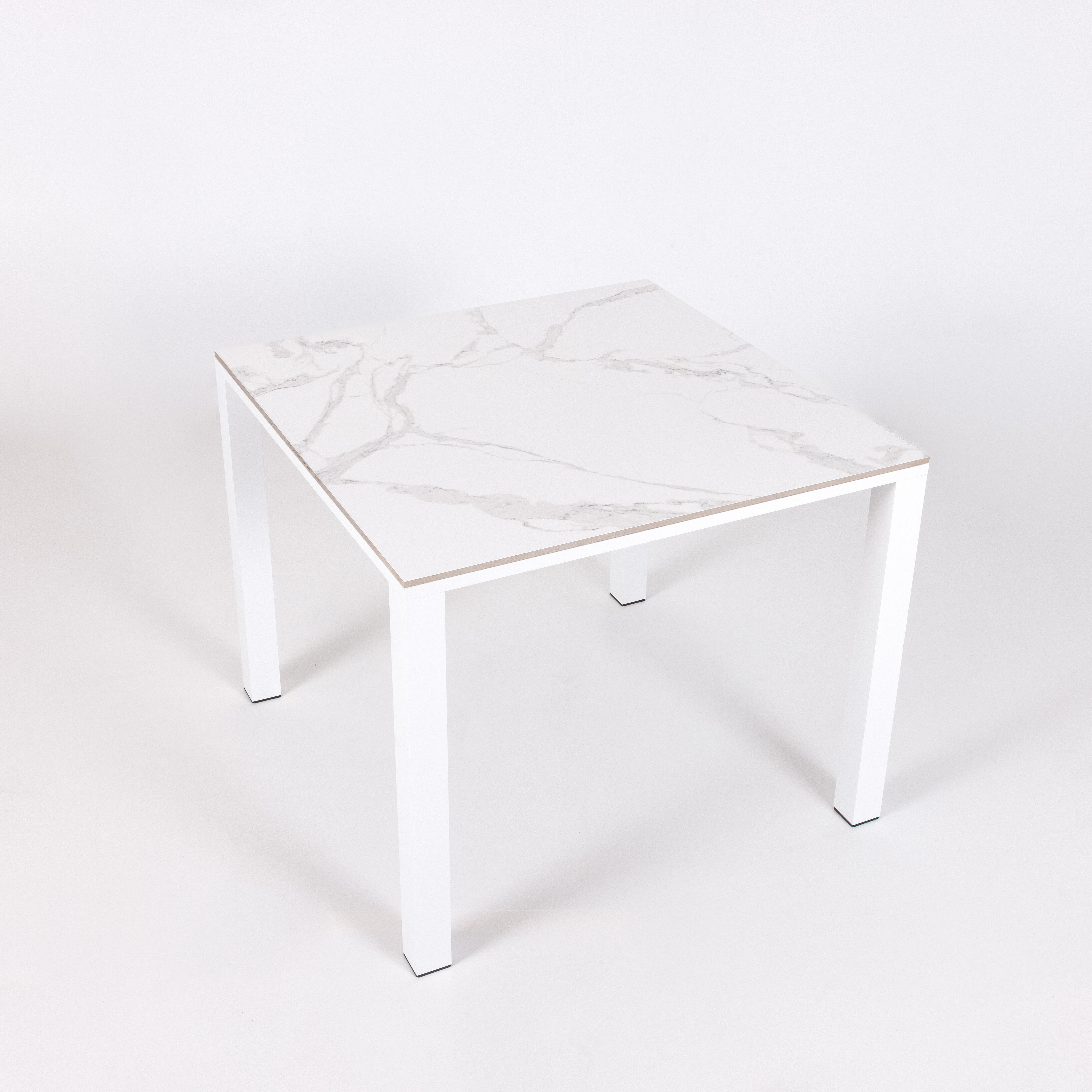 mesa auxiliar de jardin de aluminio y ceramica mika blanco de 90x73x90 cm