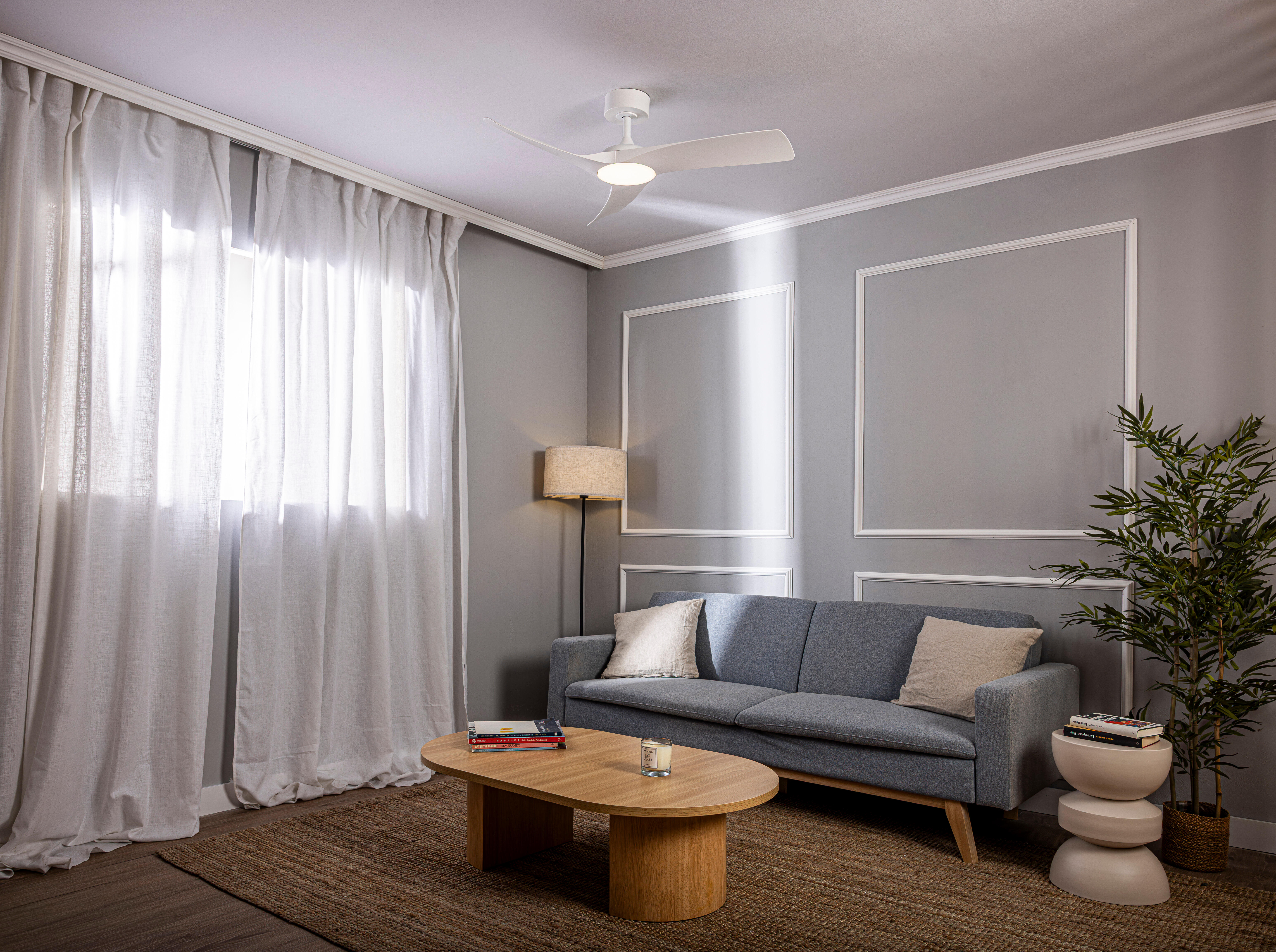 Ventilador de techo con luz silencioso DC 34W con mando WiFi/ APP ø112 cm Aruba Plus INSPIRE blanco luz CCT 3 aspas| 6 velocidades| modo verano/invierno| brisa| temporizador| recomendado de 13 a 20m² - 18