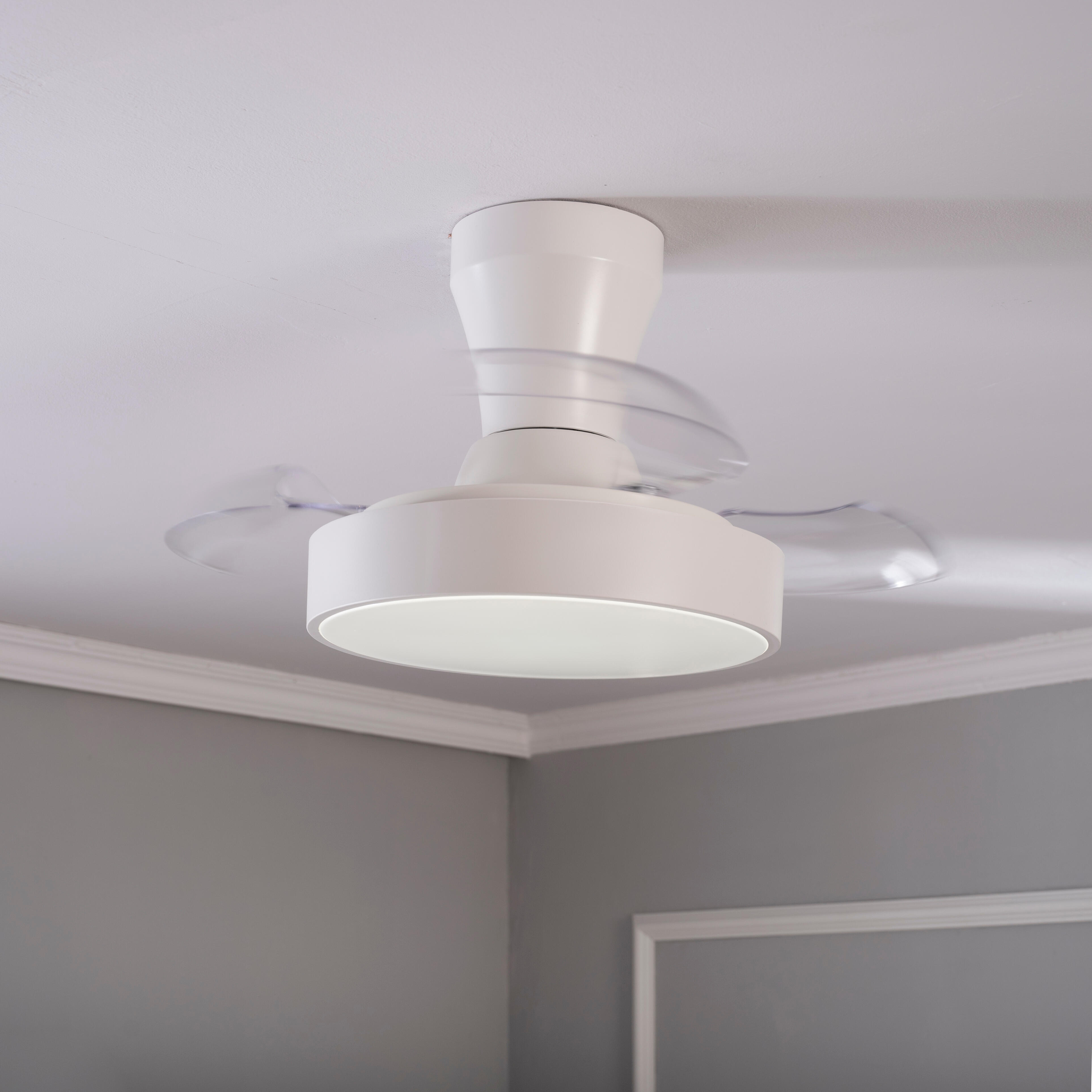 Ventilador de techo con luz silencioso DC 21W con mando ø55 cm Torrent INSPIRE blanco luz CCT 3 aspas retráctiles tipo lámpara| 6 velocidades| modo verano/invierno| temporizador| brisa| recomendado para <13m² - 14