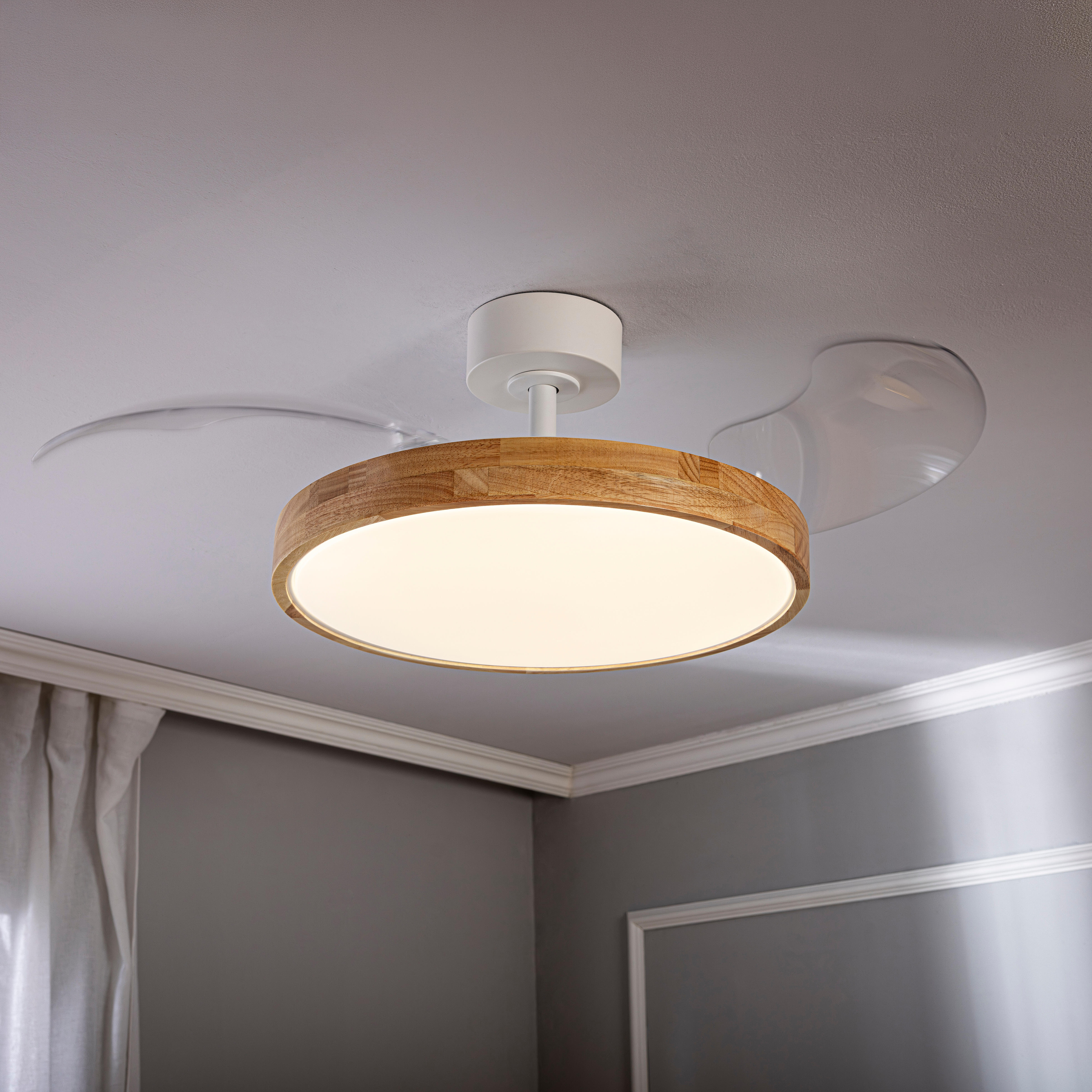 Ventilador de techo con luz silencioso DC 30W con mando ø106 cm Valam INSPIRE blanco y beige luz CCT 3 aspas retráctiles tipo lámpara| 6 velocidades| modo verano/invierno| temporizador| brisa| recomendado de 13 a 20m² - 2