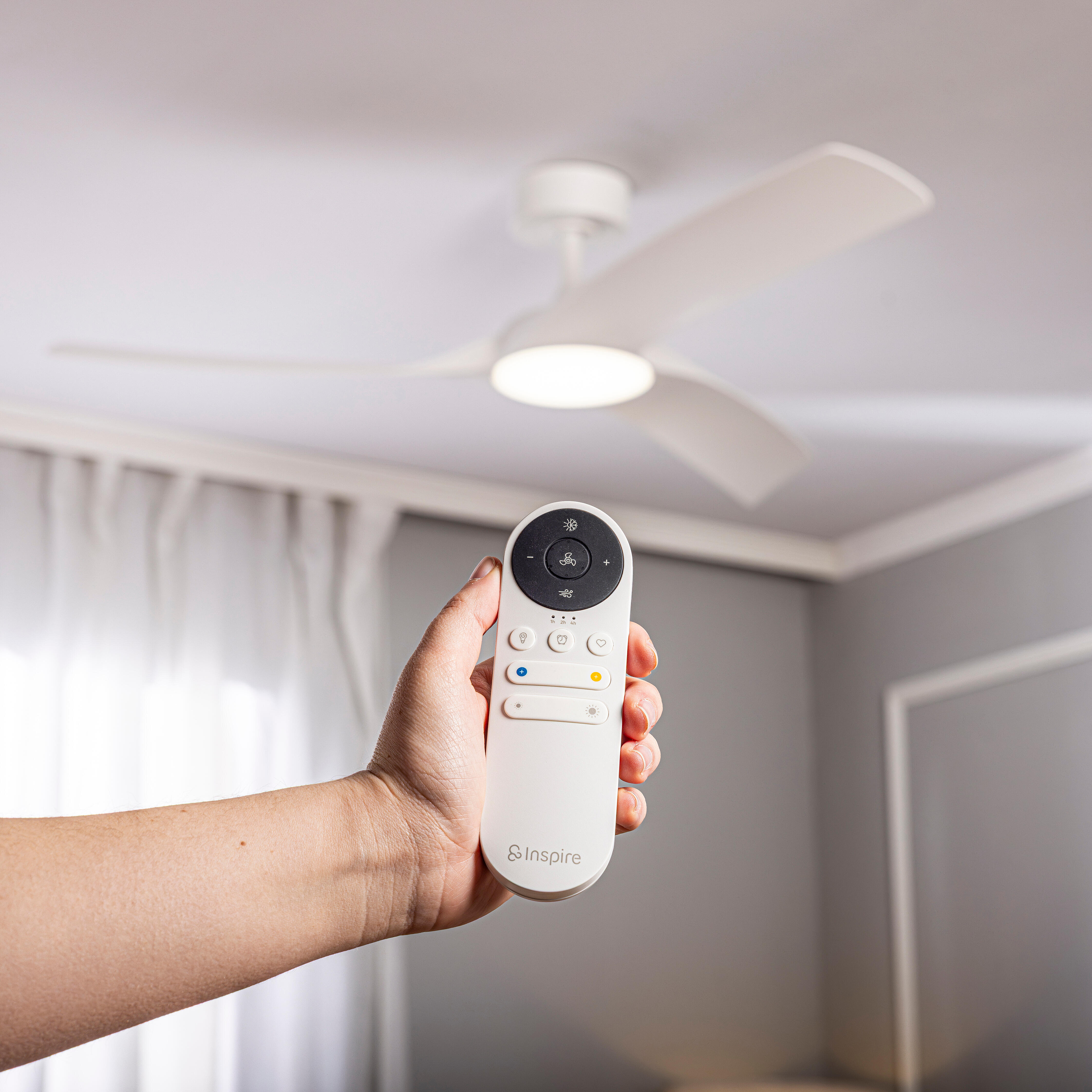 Ventilador de techo con luz silencioso DC 40W con mando WiFi/ APP ø132 cm Tokyo Plus INSPIRE blanco luz CCT 3 aspas| 6 velocidades| modo verano/invierno| brisa| temporizador| recomendado de 20 a 40m² - 6