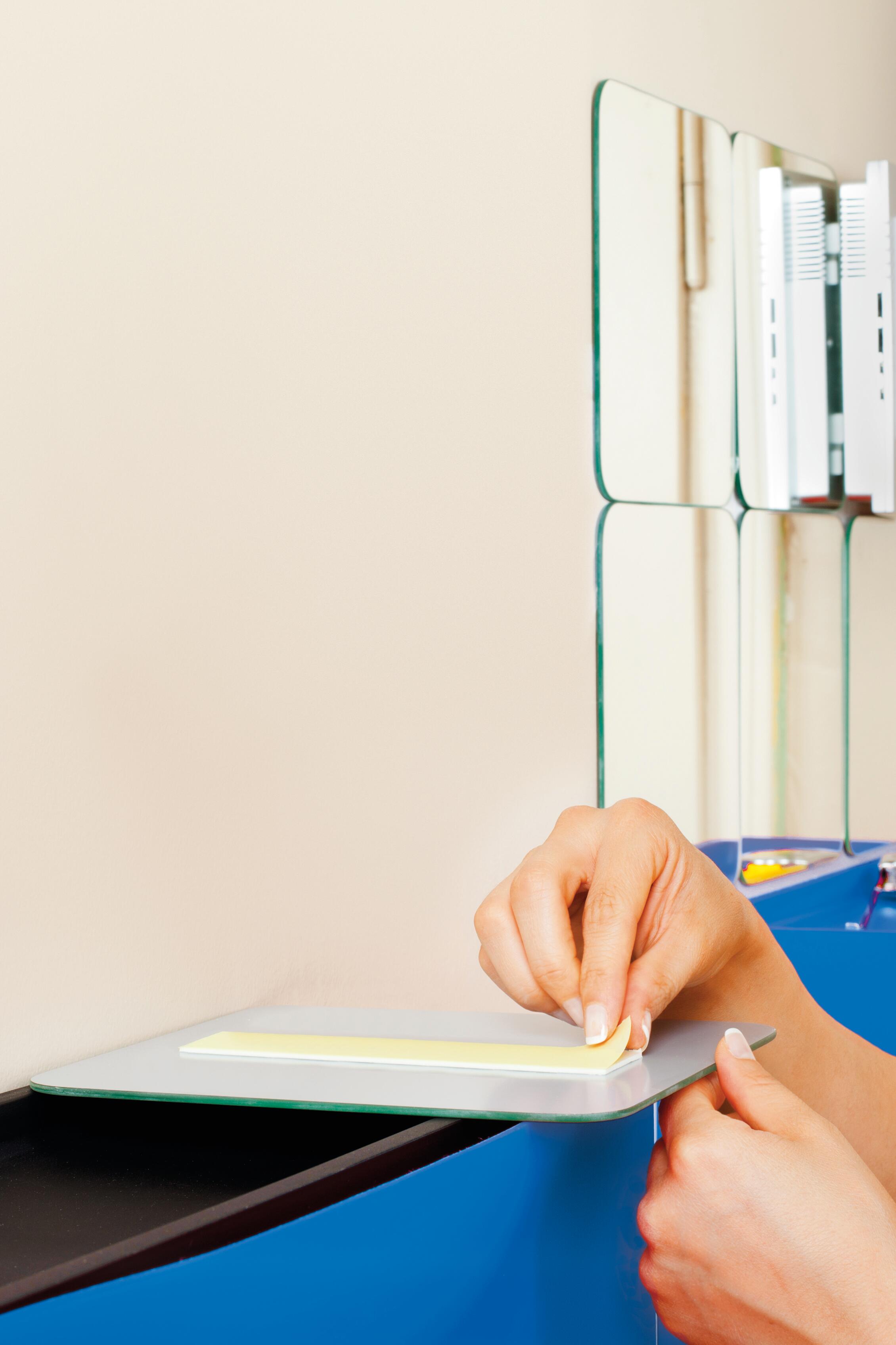 Taśma klejąca montażowa do luster 19 mm x 1.5 m Axton - 2