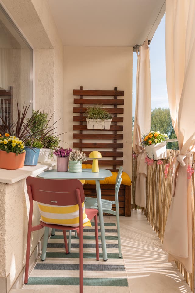 balkon dopamine decor