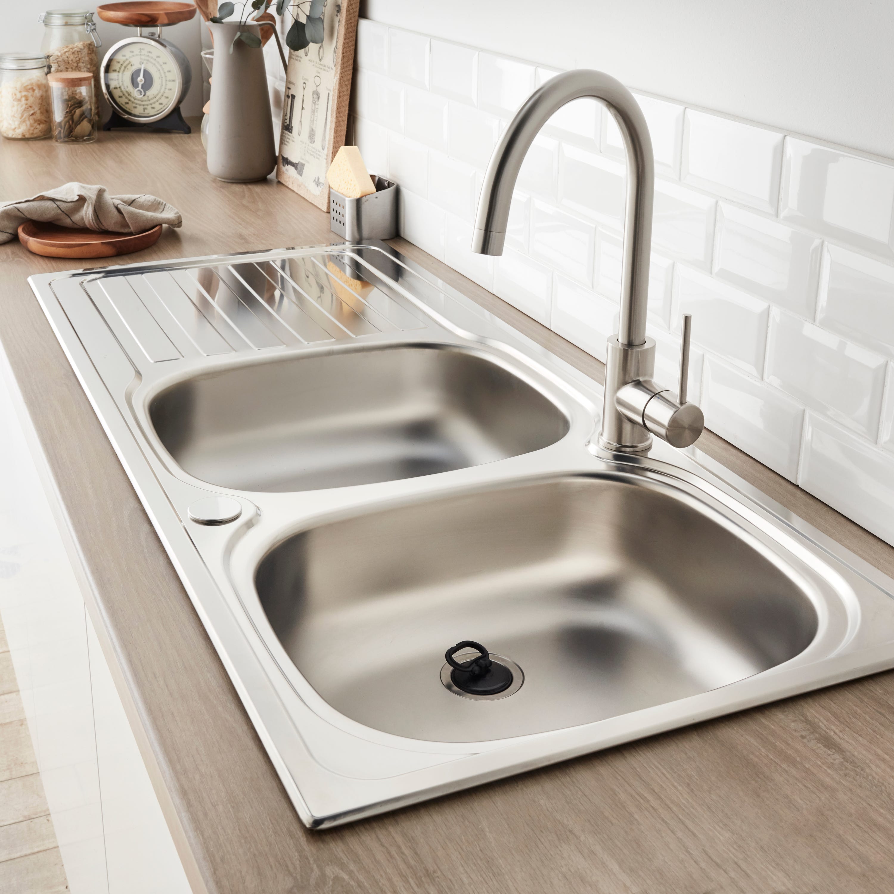 Evier à encastrer 2 bacs avec égouttoir, Inox COMO Gris | Leroy Merlin