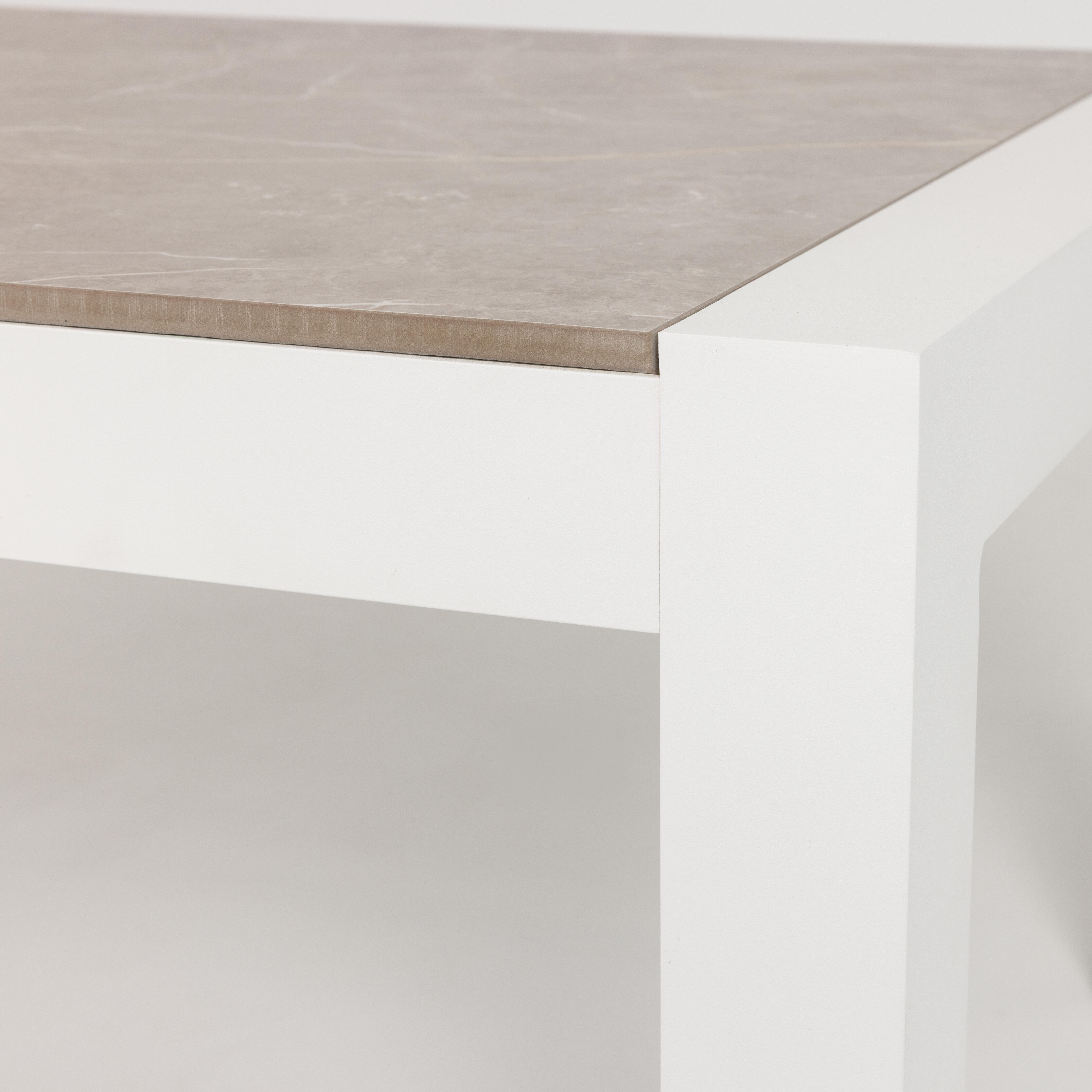 Mesa auxiliar de aluminio y cerámica Luca blanco Taupe de 132x42x60 cm - 8