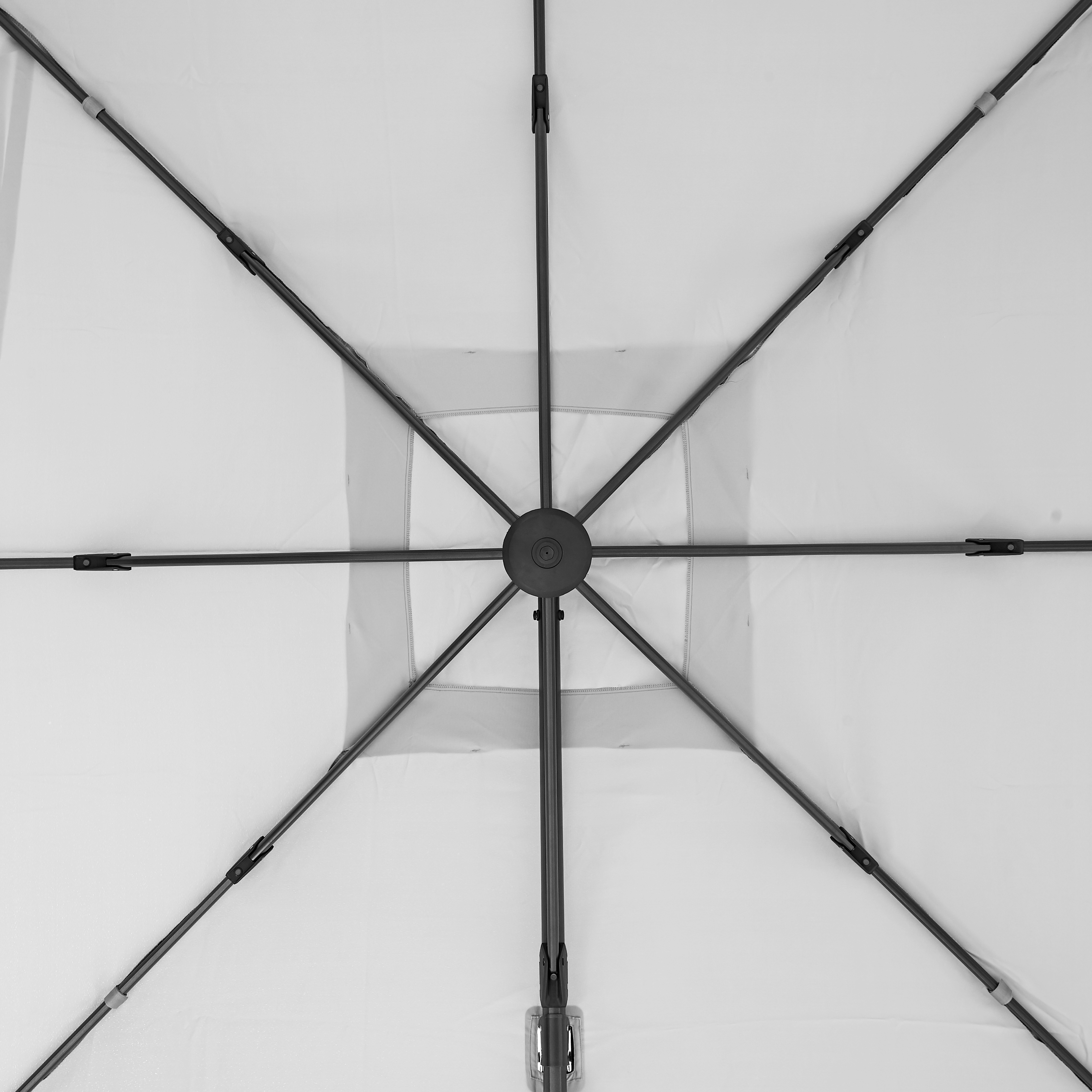 Ombrellone a palo laterale grigio Aura NATERIAL con telo quadrato bianco L 286 x P 286 x H 264 cm - 24