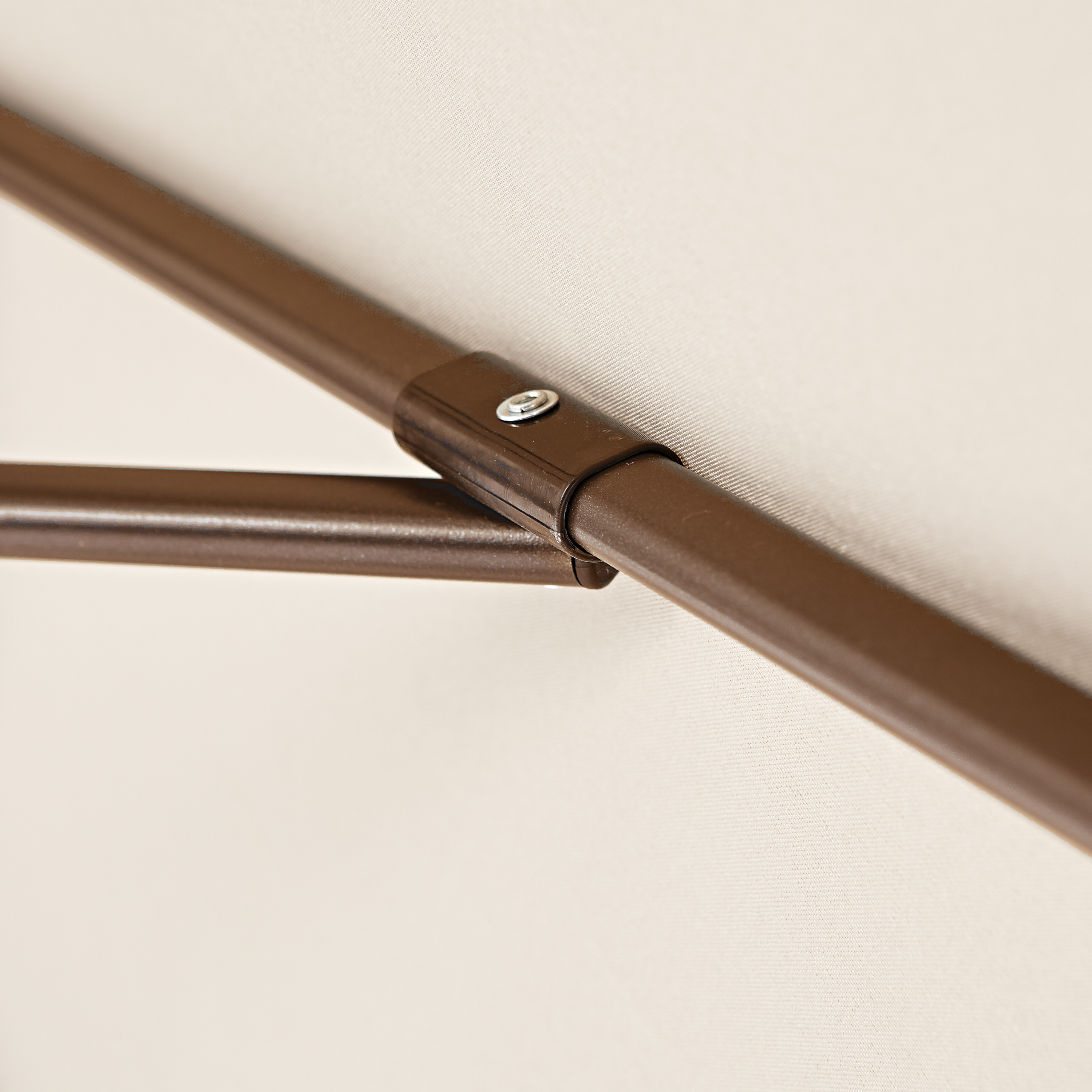 Ombrellone centrale marrone Polar con telo esagonale beige L 262 x P 262 x H 231 cm - 7