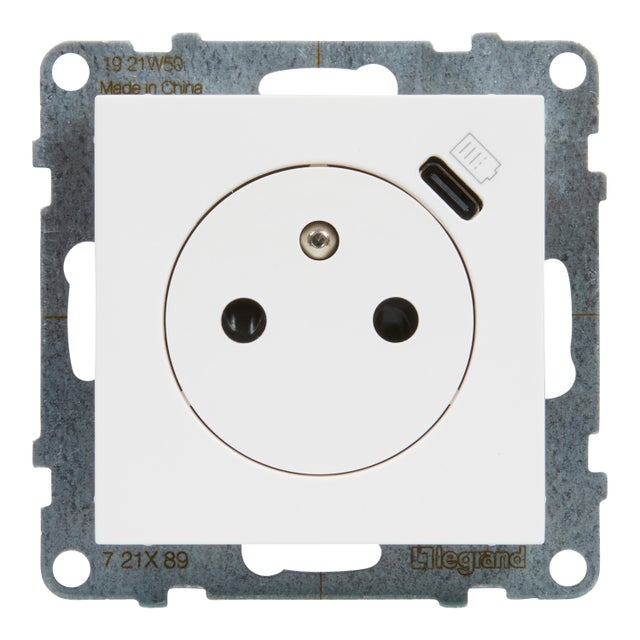 Suno biały gniazdo 2P+Z IUSB-C