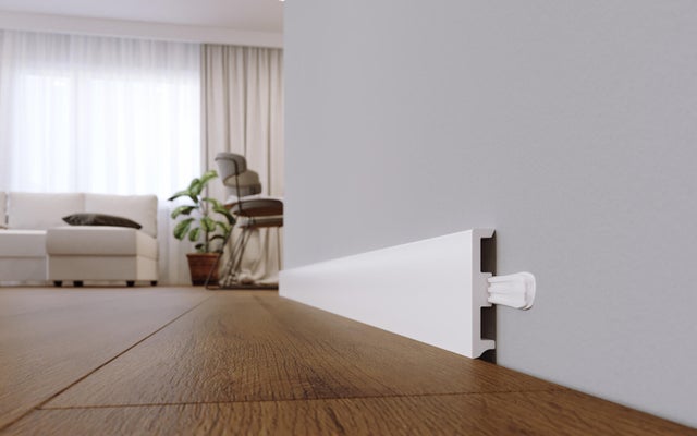 Listwa przypodłogowa STIQ XL stx810 2200x80x15 mm biała