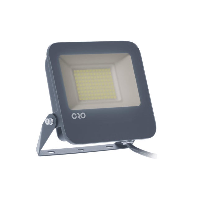 Naświetlacz LED PRO 5 lat gwarancji, dodatkowo zabezpieczony zasilacz, 50W, strumień do kąta 6500Lm, strumień całkowity 8000Lm, 4000K, IP65