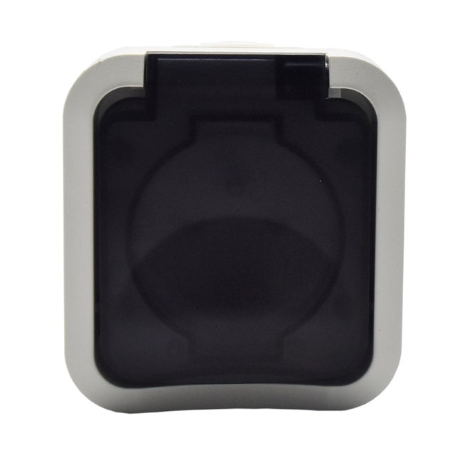 Aqua Pro biały gniazdo 2PxZ z klapką IP55