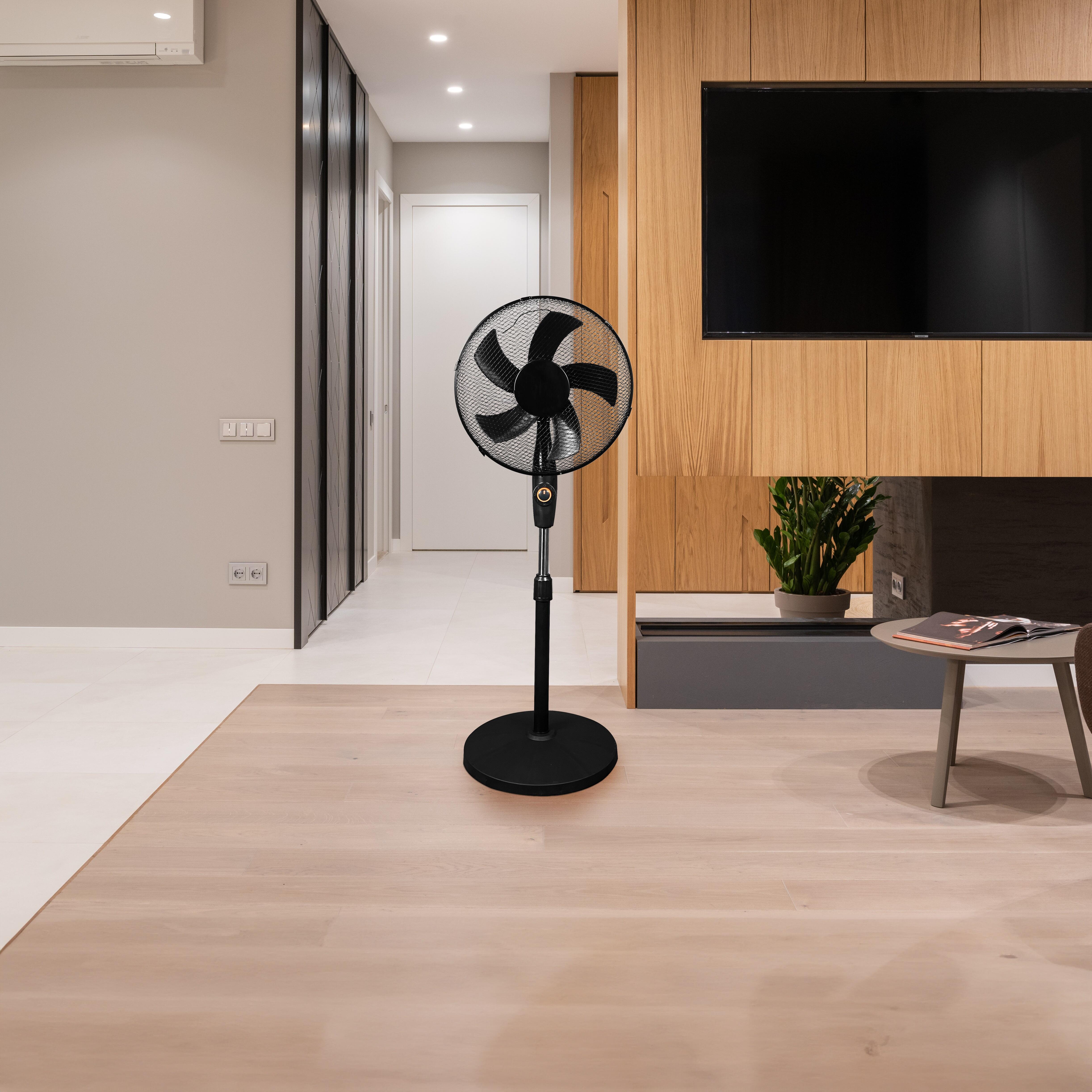 Wentylator podłogowy 35W 40cm z okrągłą podstawą czarny - 2