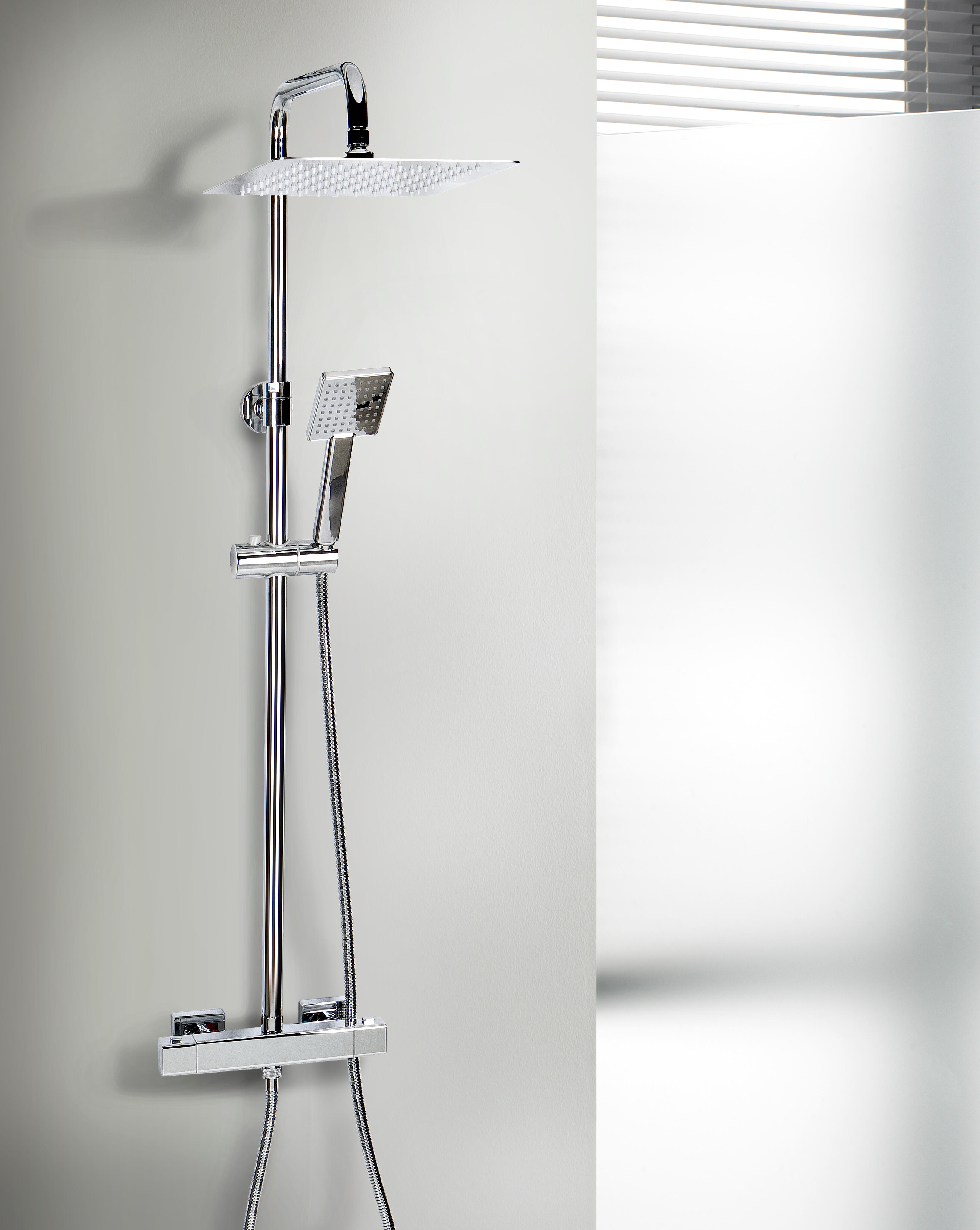 Kolumna prysznicowa z baterią termostatyczną Valvex Lima chrom - 2