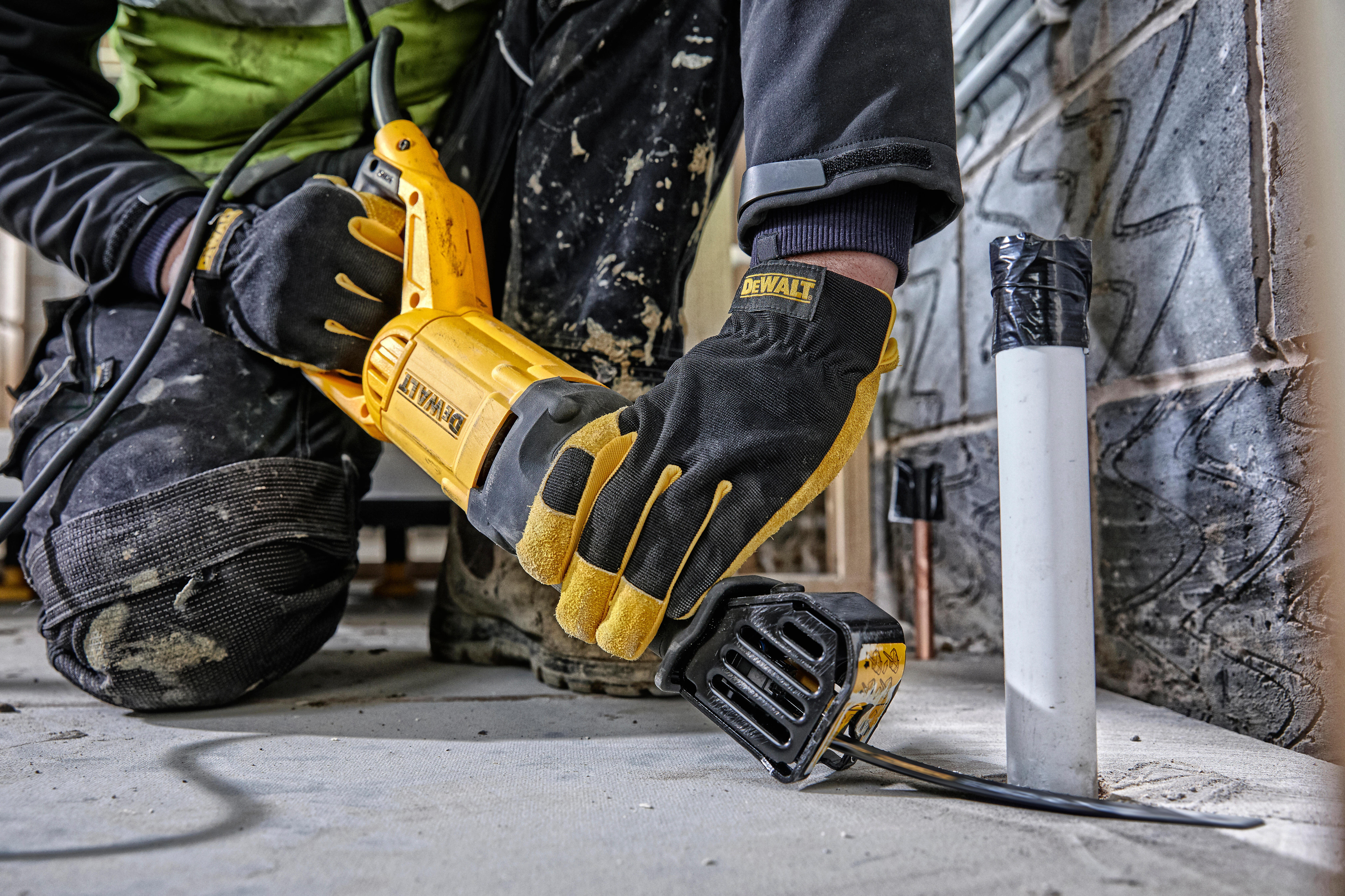Piła szablasta 1100W DWE305PK DeWalt - 2