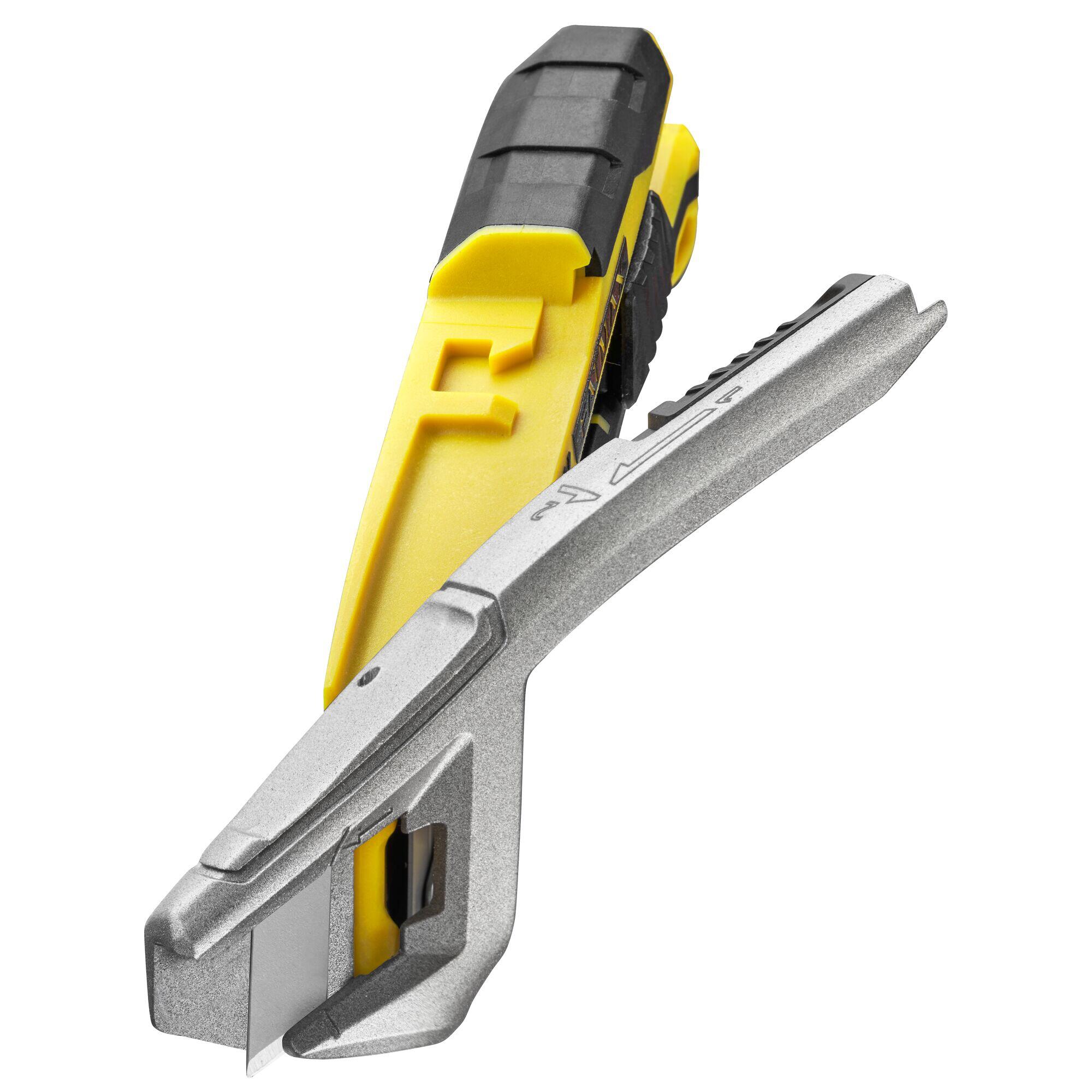 Nóż z wymiennym ostrzem łamanym 18 mm 10-594 Stanley - 4