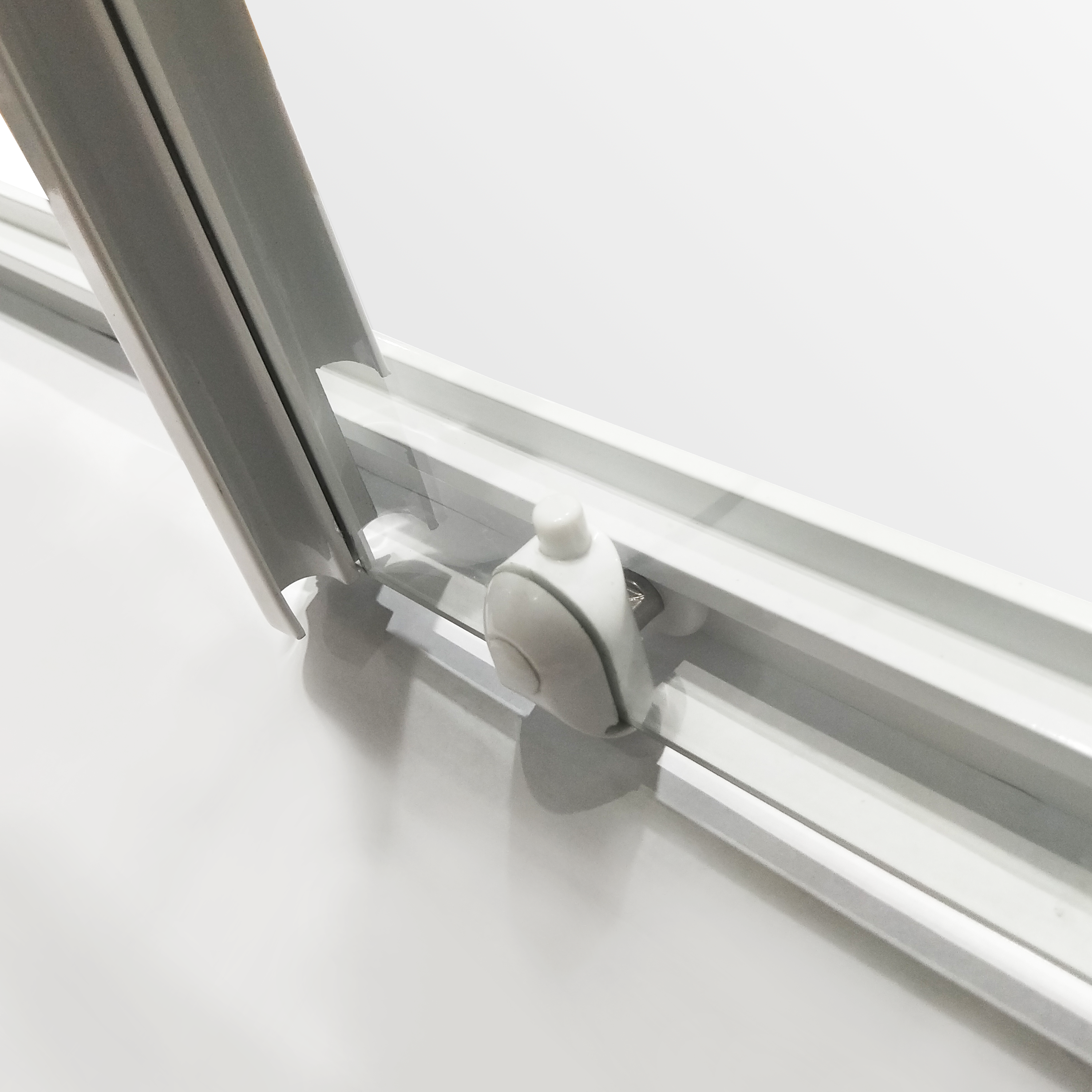 Box doccia angolare con porta scorrevole, vetro smerigliato 4 mm, L 77.5-89 cm x L 67.5-79 cm, H 185 cm, bianco Essential - 5