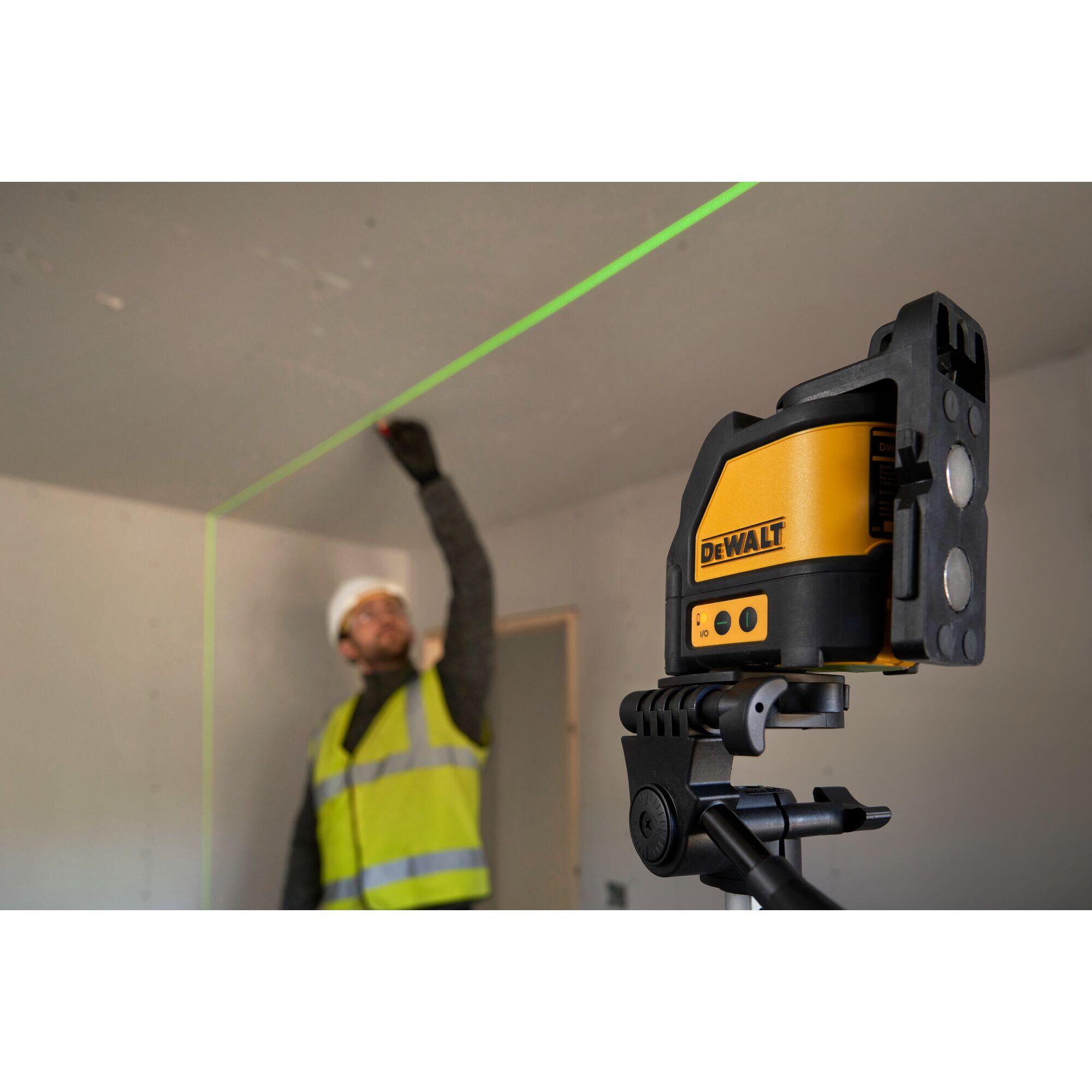 Nivel láser DEWALT autoestabilizante para trípode de 3 mm a 10 m - 8