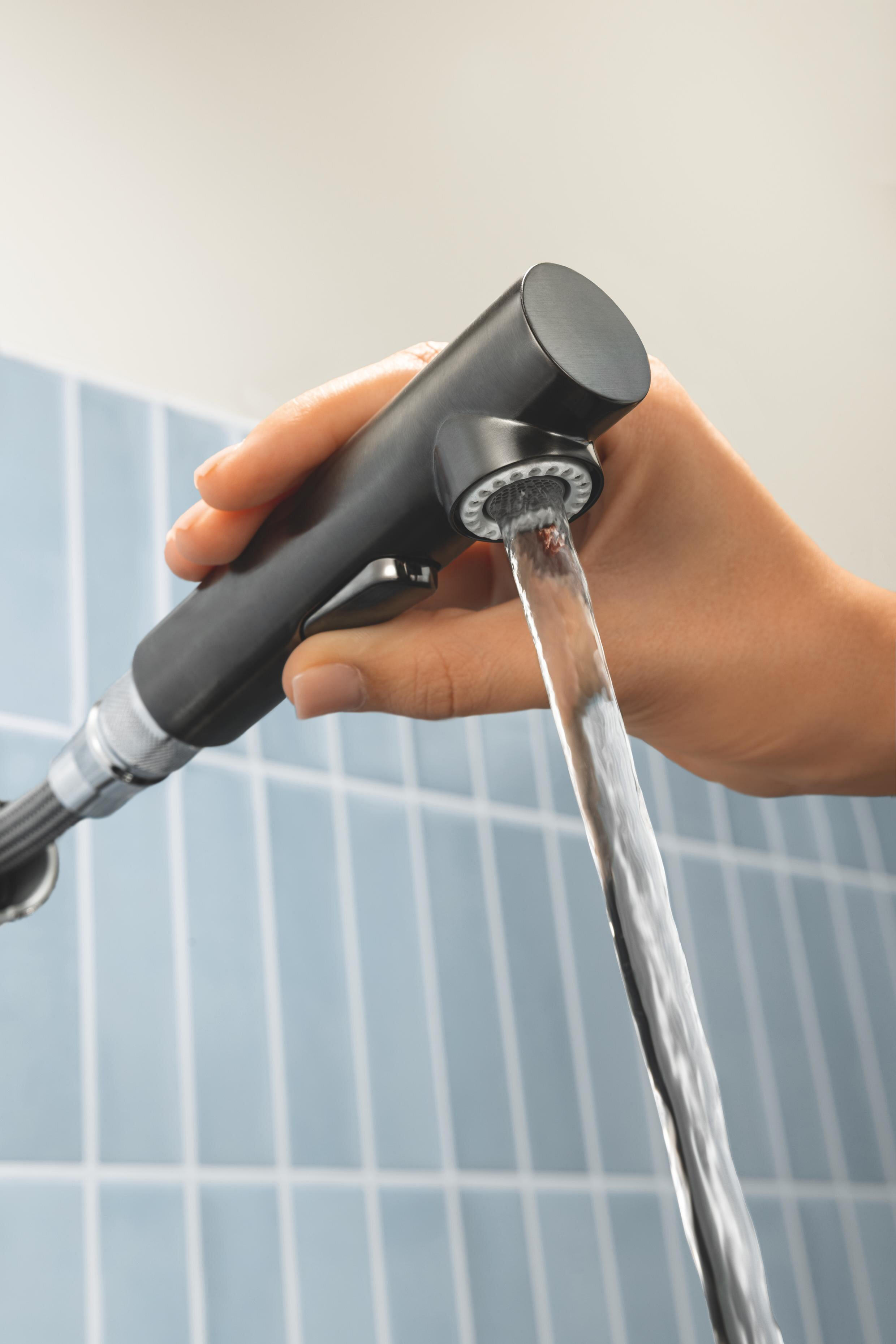 Rubinetto da cucina con doccetta a collo di cigno Essence antracite spazzolato satinato GROHE - 5