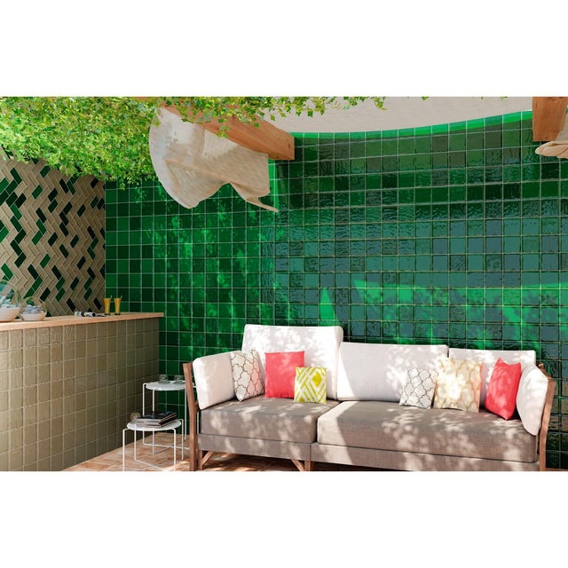 Piastrella da rivestimento interno in maiolica 15 x 15 cm smaltato verde lucido Chic Sp. 7.7 mm 1 mq