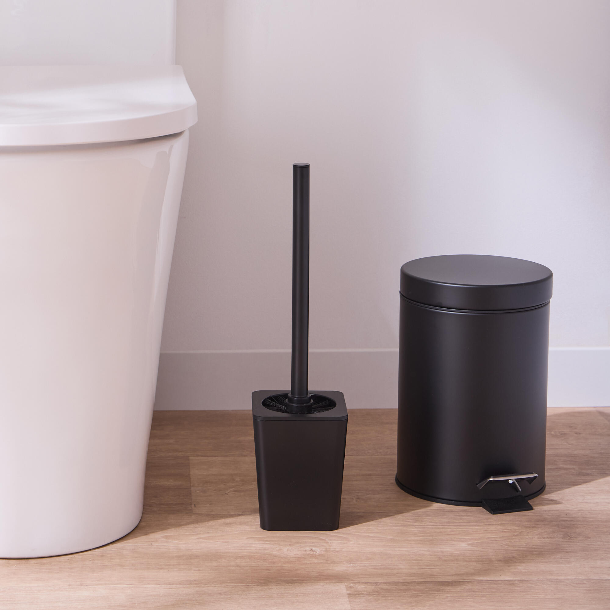 Portascopino Essential H 38.6 cm in polistirene nero - 3
