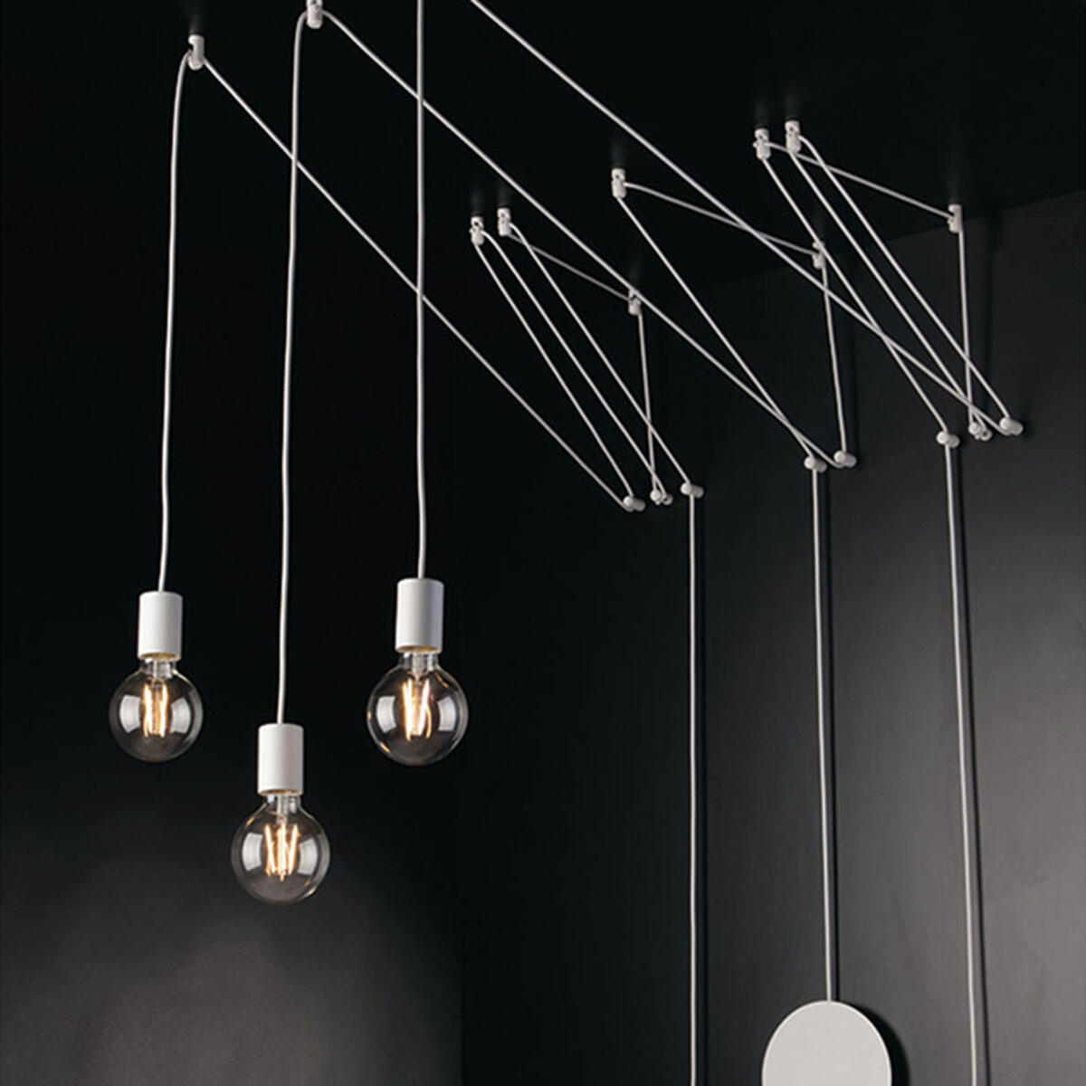 Lampada a sospensone con combnazone d cnture | Adjustable pendant