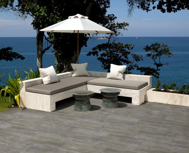 Piastrella da pavimento e rivestimento interno in gres porcellanato 30 x 60.3 cm smaltato marrone opaco Patchouli R9 traffico intenso (pei 4/5) Sp. 8.5 mm 1.66 mq
