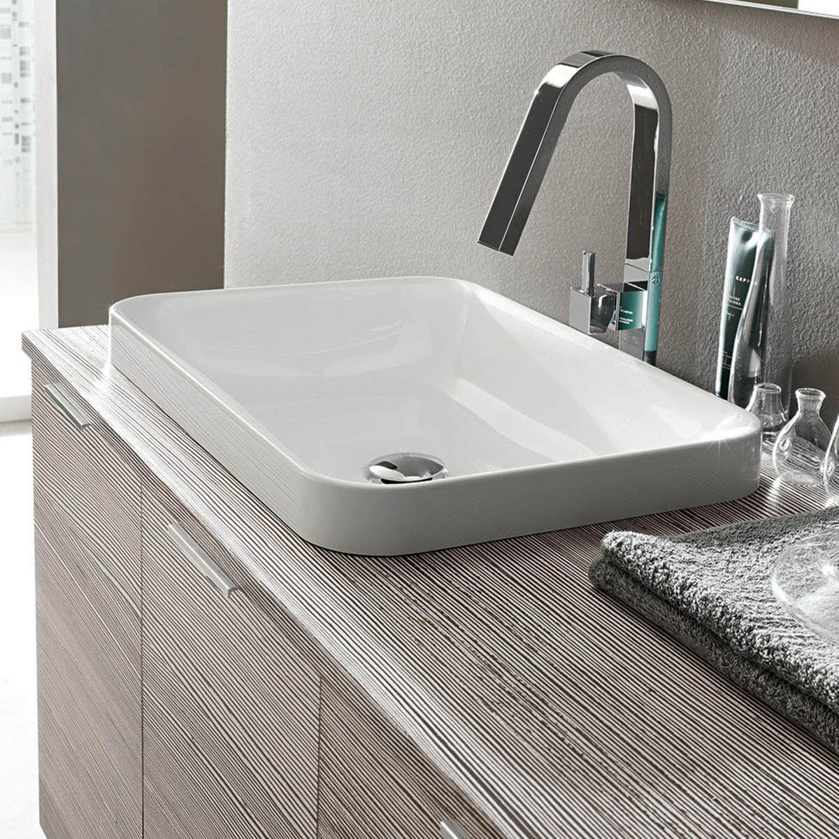 Lavabo da appoggio rettangolare in ceramica L 55 x H 4.5 x P 37 cm ...