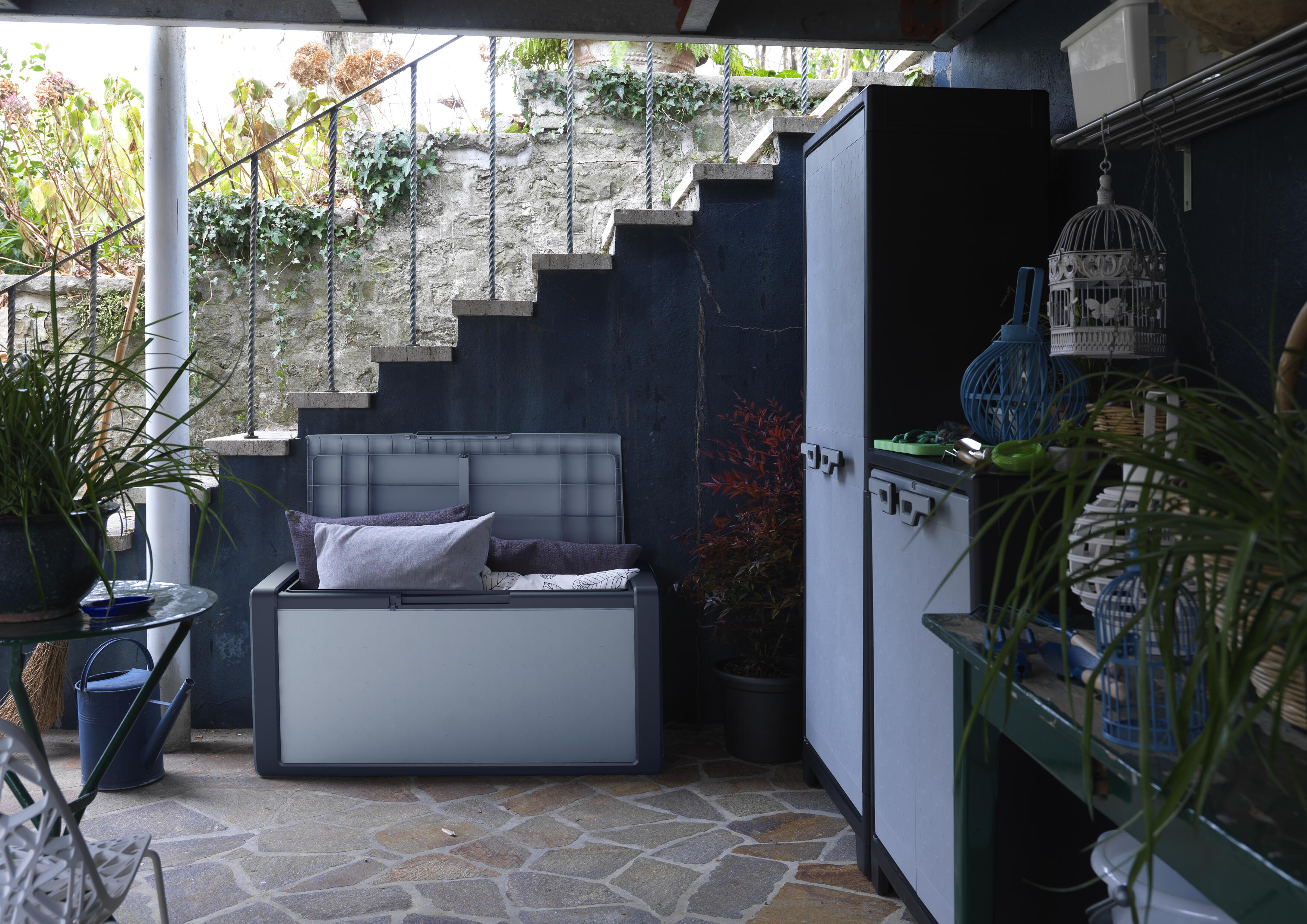 Baule KIS Titan in polipropilene grigio L 118 x H 55 x P 49 cm - 2