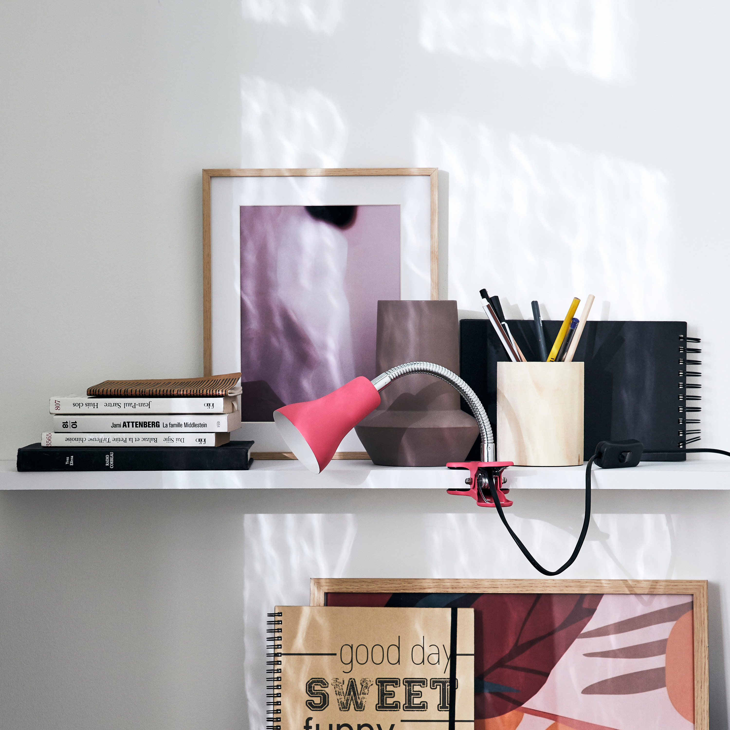 Flexo para escritorio compatible con casquillo GU10 Salta INSPIRE con estructura acero rosa de pinza alimentación a red - 3