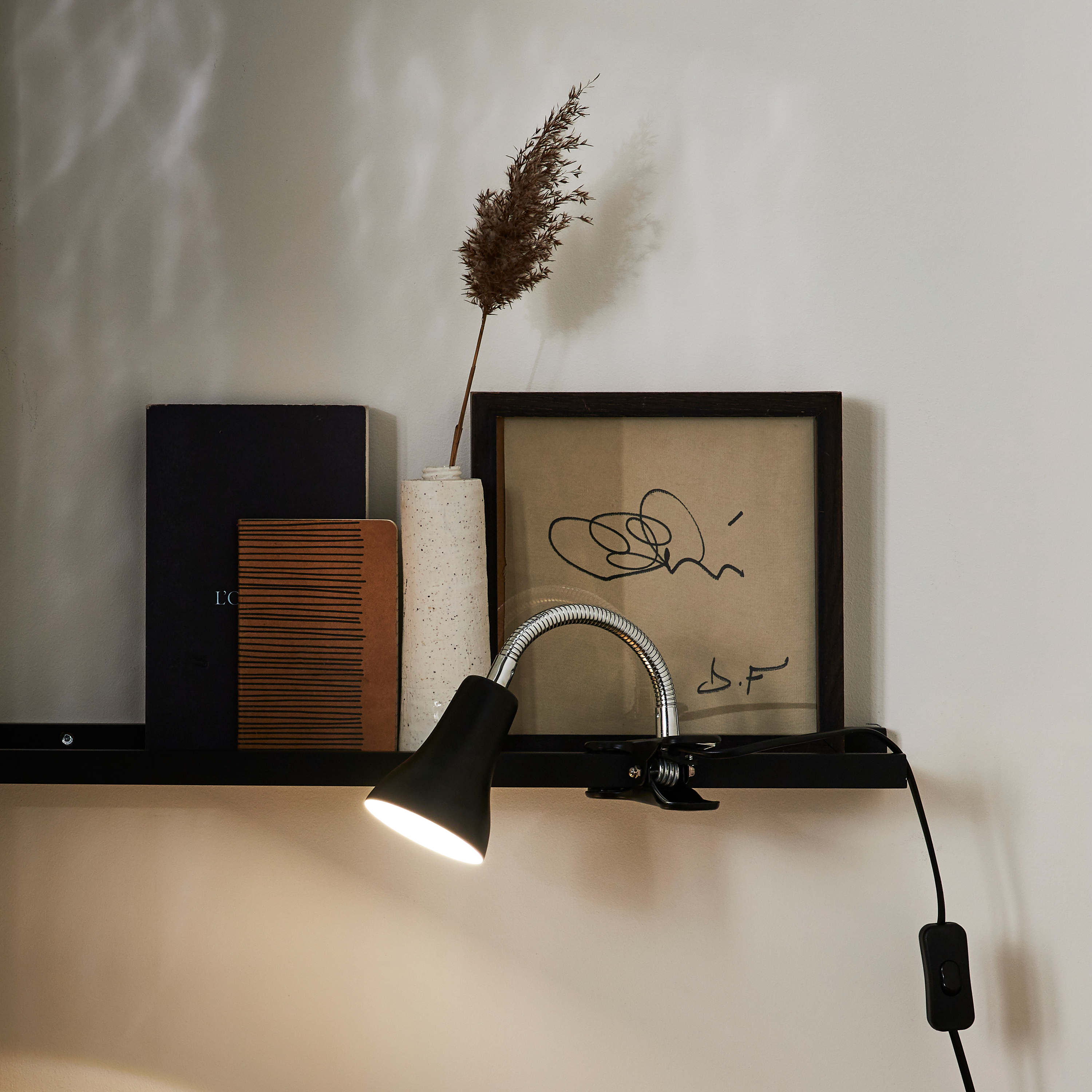 Candeeiro de secretária INSPIRE SALTA GU10 D34CM PRETO - 4