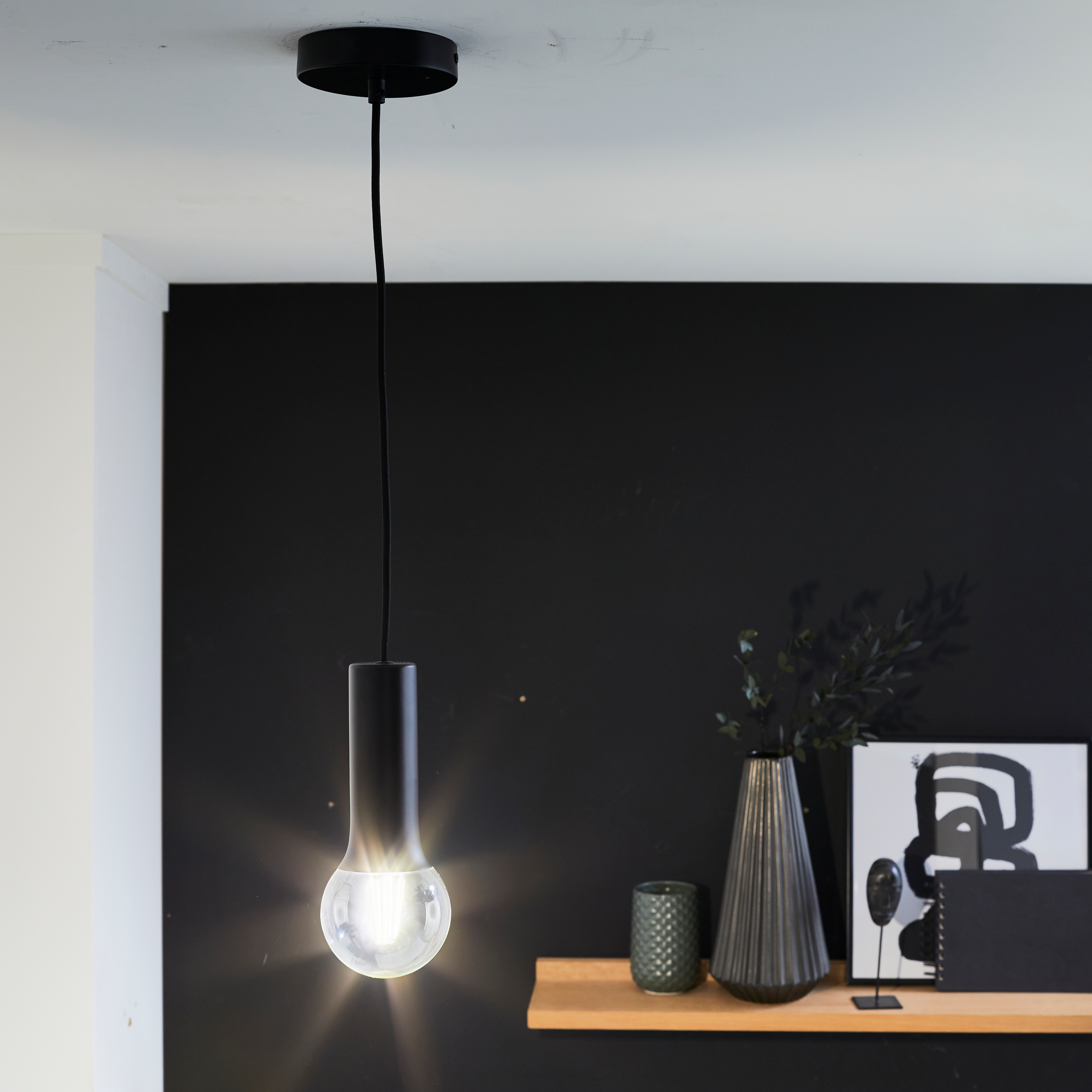 Lampa wisząca Hoki czarna E27 Inspire - 11