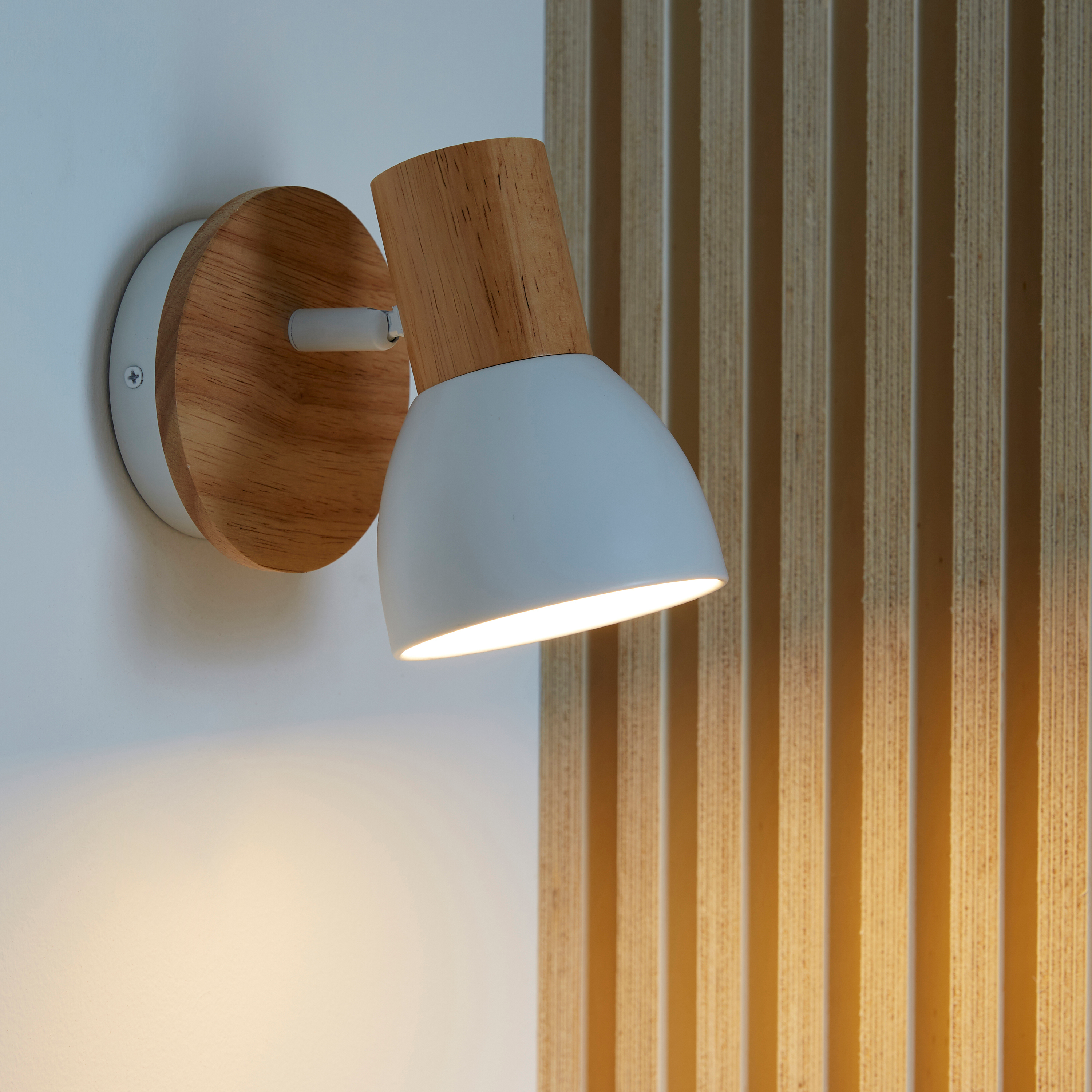 Reflektorek Venosa drewniany E14 Inspire - 9