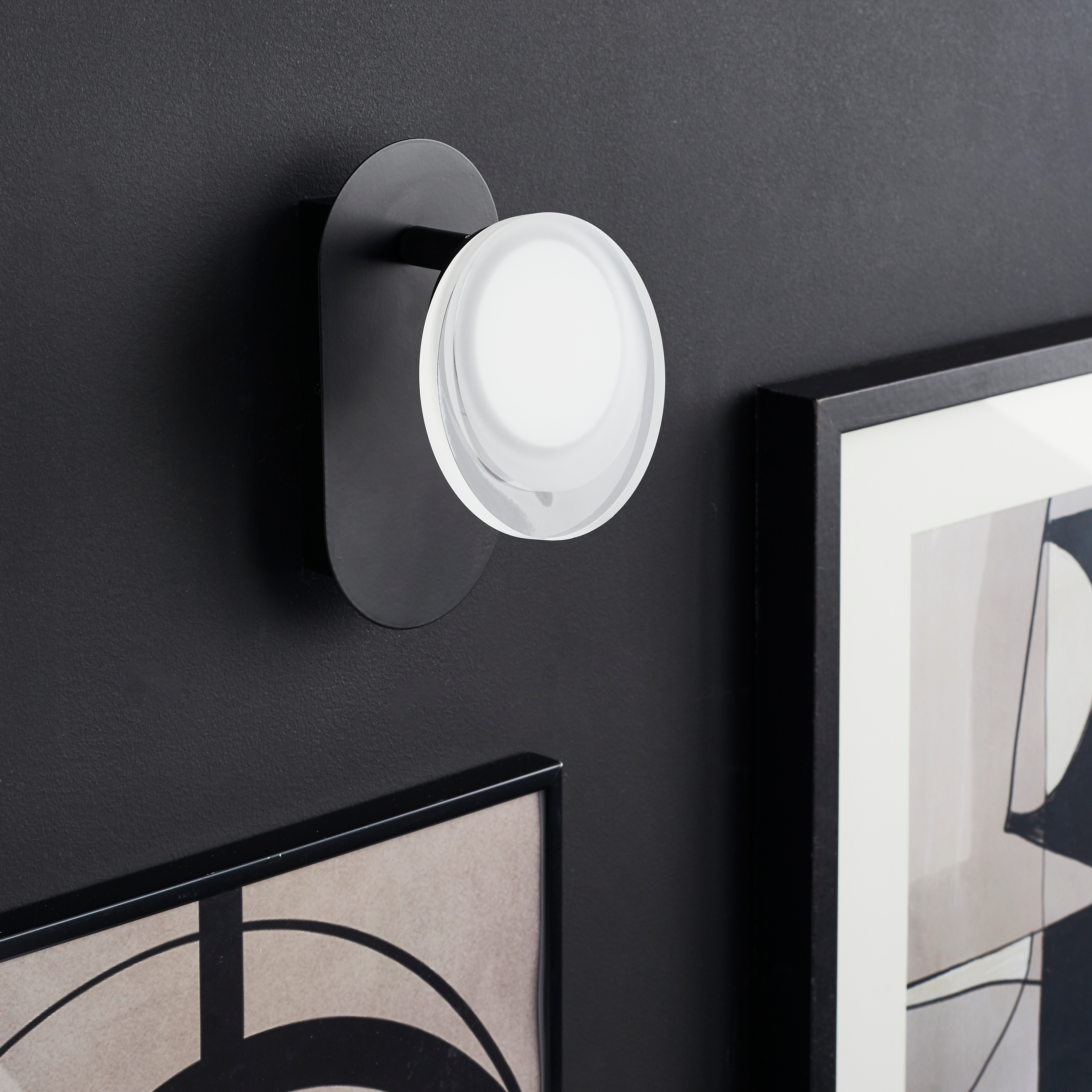 Reklektorek Loob 660 lm czarny LED Inspire - 3