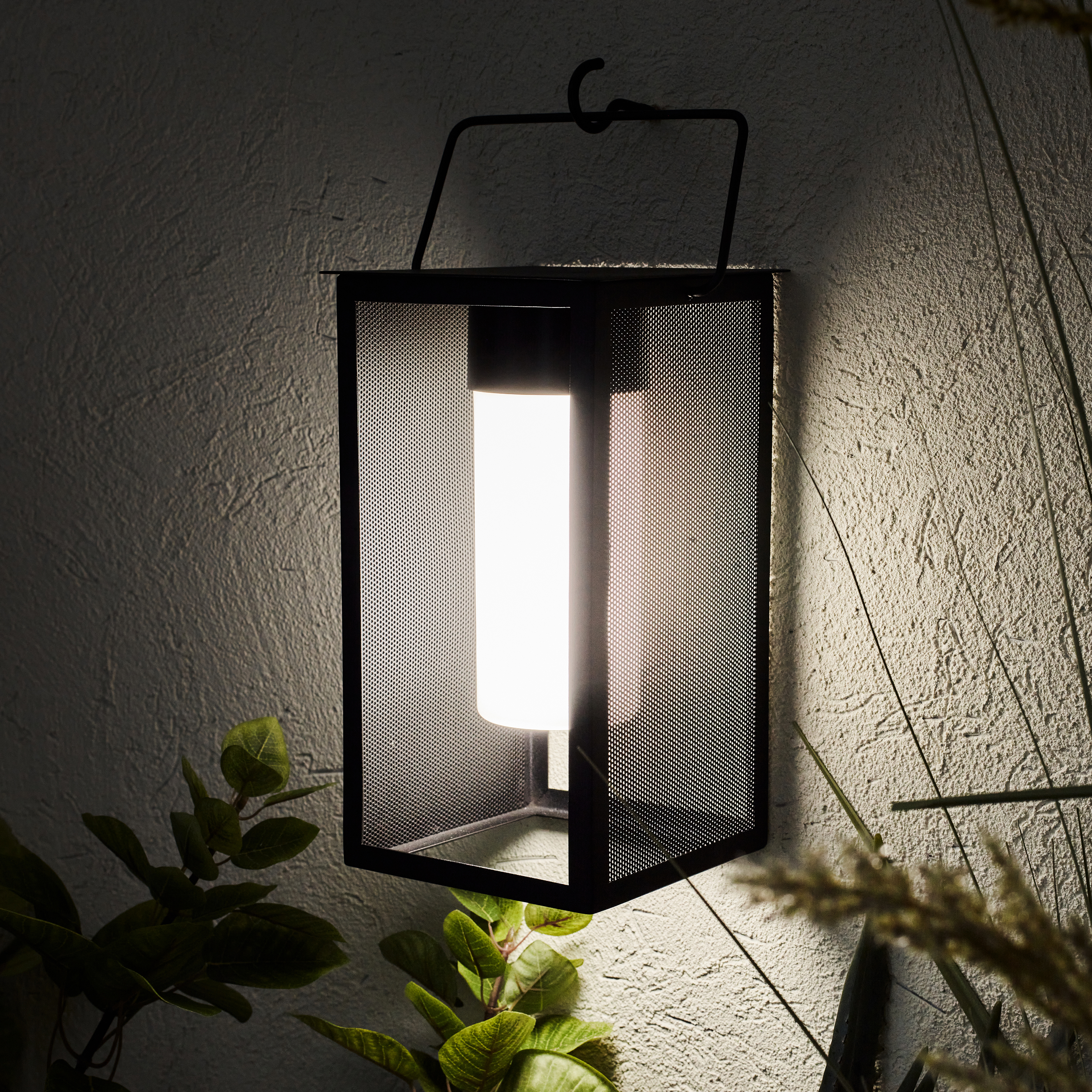 Lámpara de mesa LED Meshy INSPIRE con estructura negra luz neutra 4000K de pilas - 5